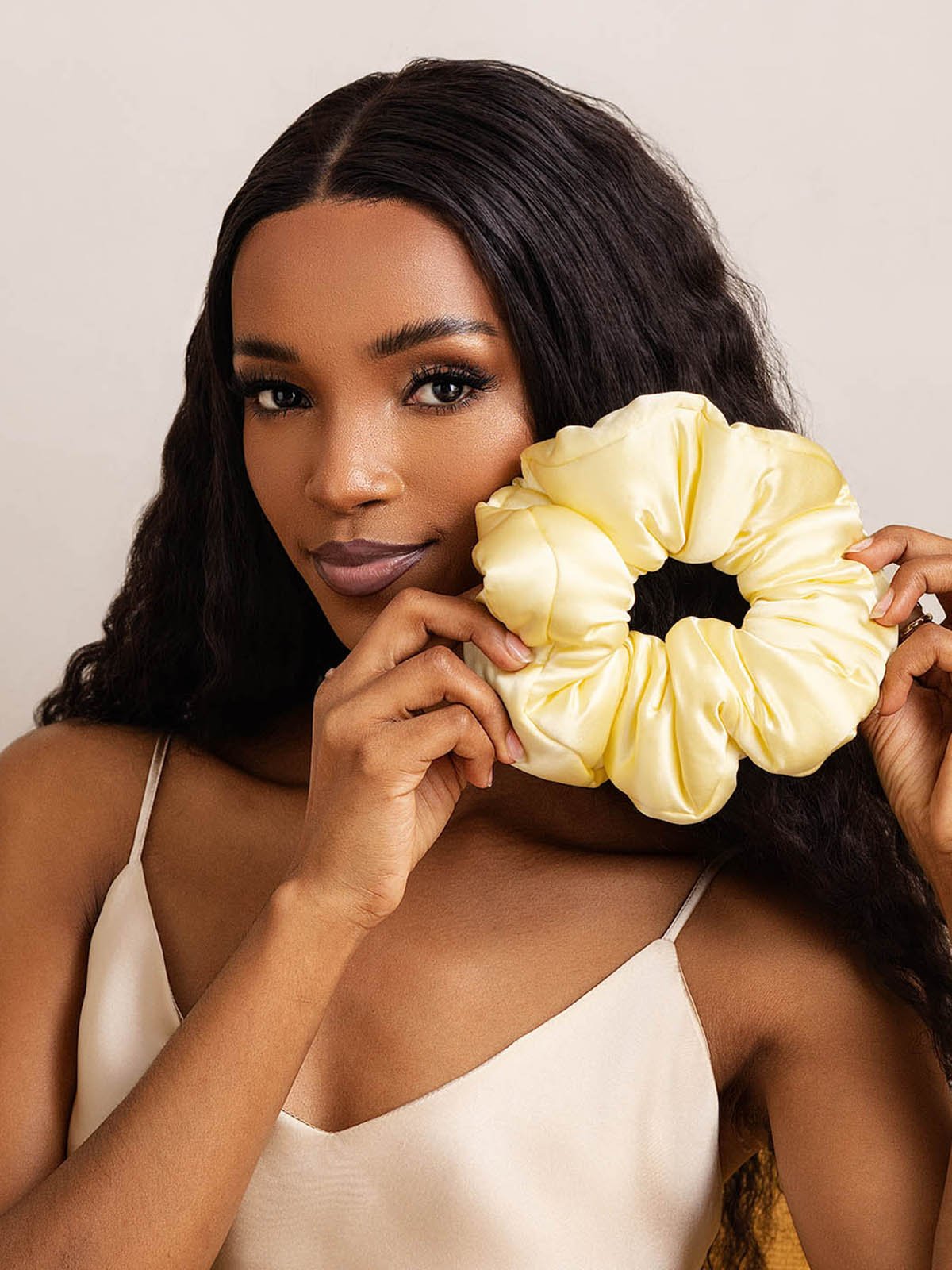 [Gelb] SilkSilky-DE Reine Seide Scrunchie 001