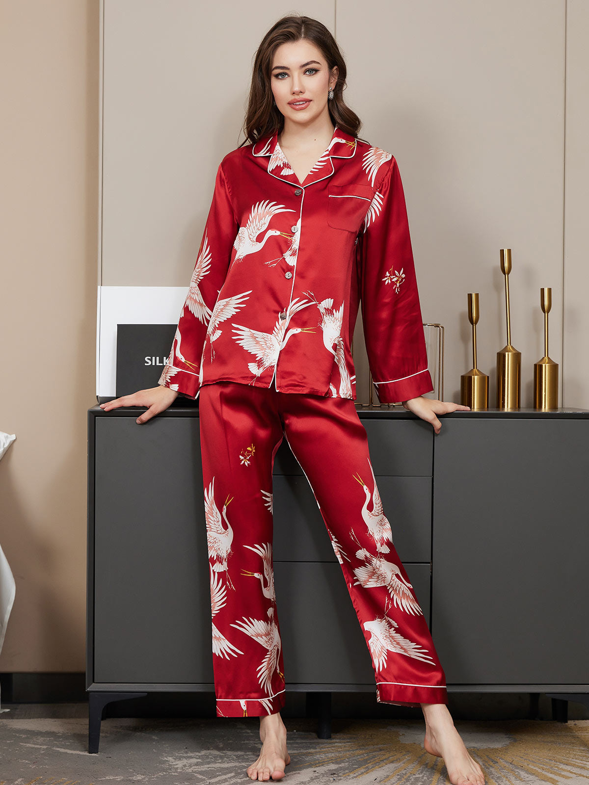 SilkSilky-DE 19Momme Reine Seide Langärmelig Revers Damen Pyjamas Dunkelrot 003