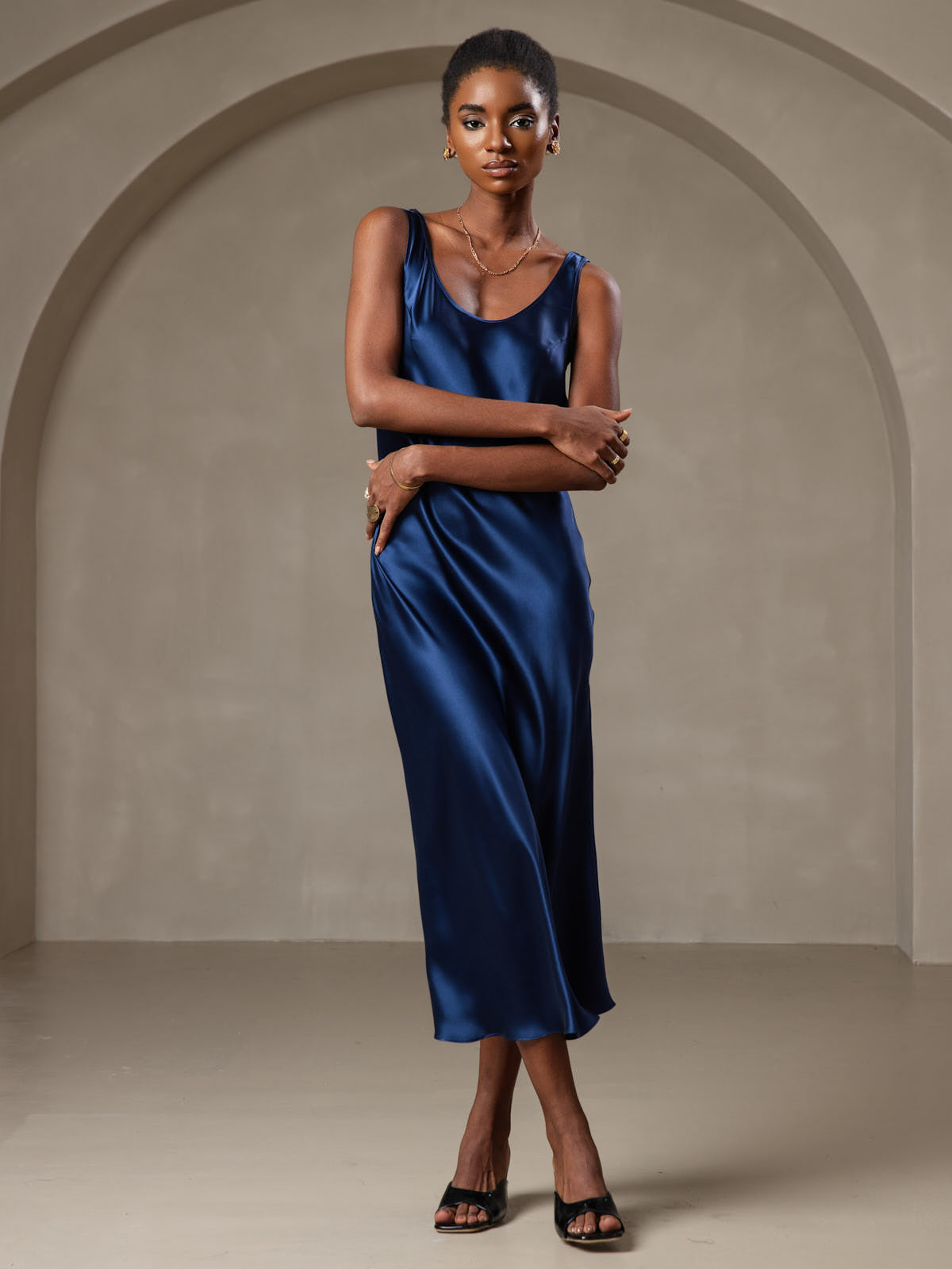 [Dunkelblau] SilkSilky-DE Ärmellos Tiefer Rundhalsausschnitt Kleider 001