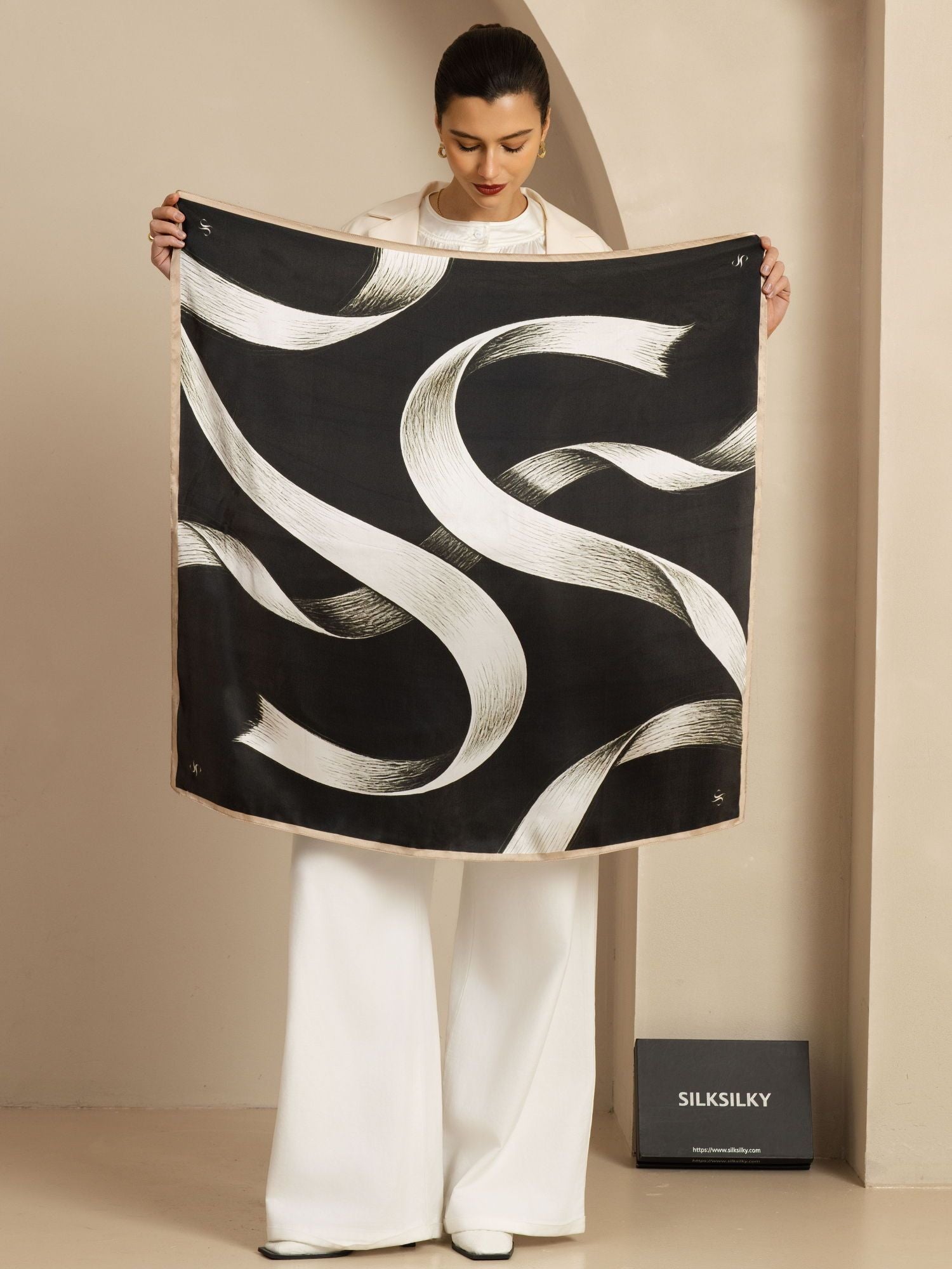 [P106] SilkSilky-DE Pure Silk Scarf 002