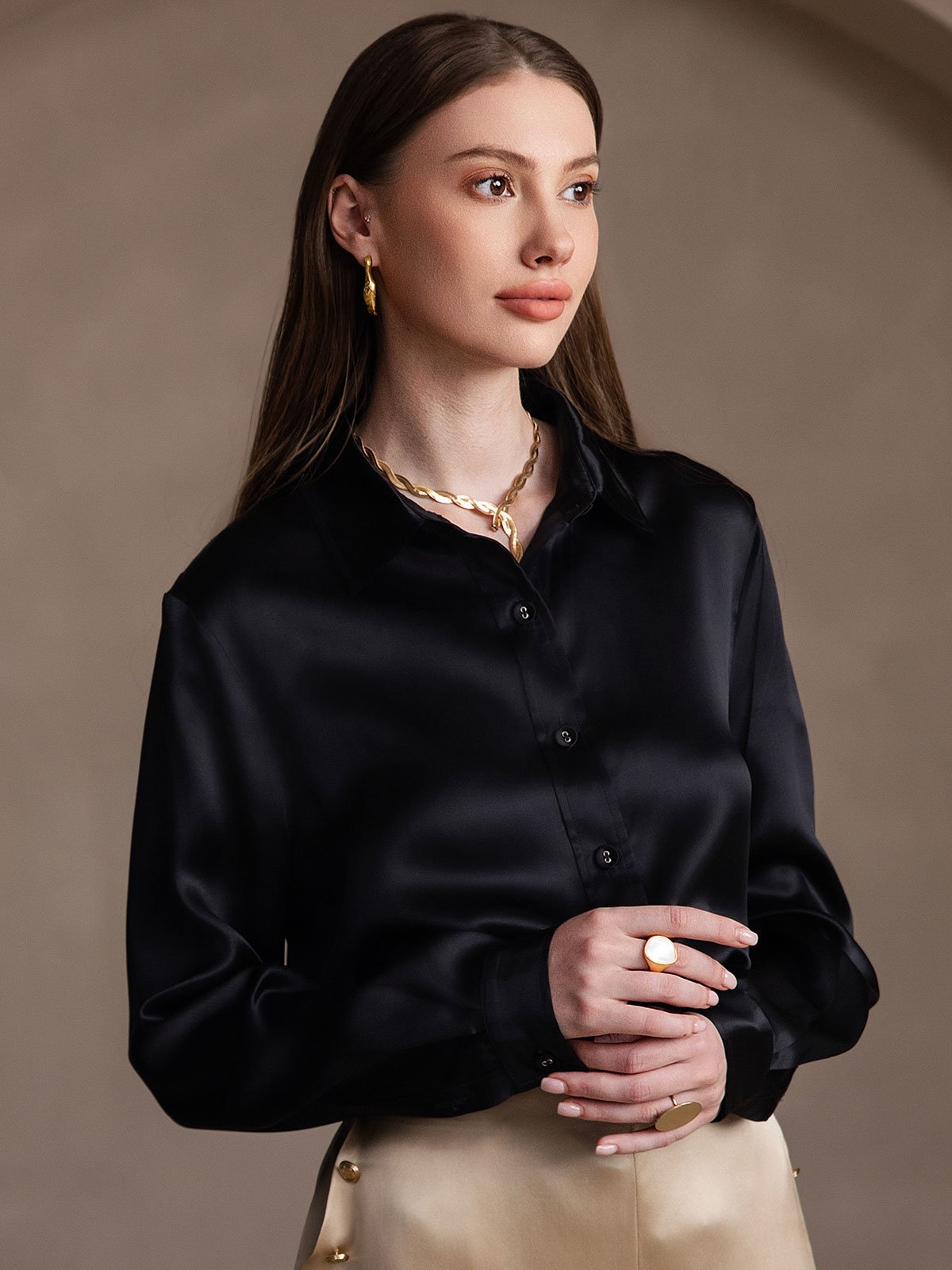 SilkSilky-DE 19Momme Seide Langärmelig Umlegekragen Damenhemd Schwarz 004