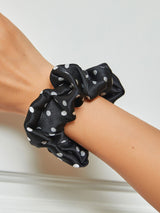 [Schwarz] SilkSilky-DE 19Momme Scrunchie 001