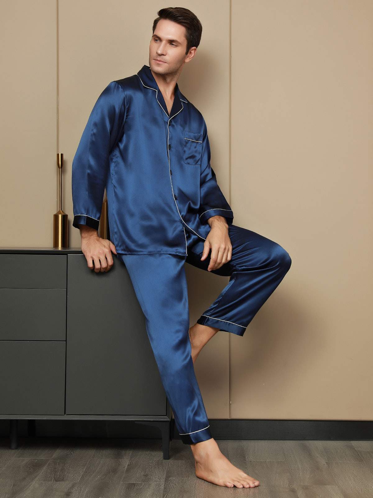[Dunkelblau] SilkSilky-DE Long Sleeve Notch-Kragen Herren Pyjamas 001