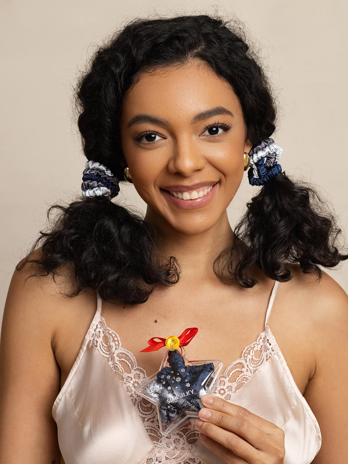 [Group4] SilkSilky-DE Haargummis 002