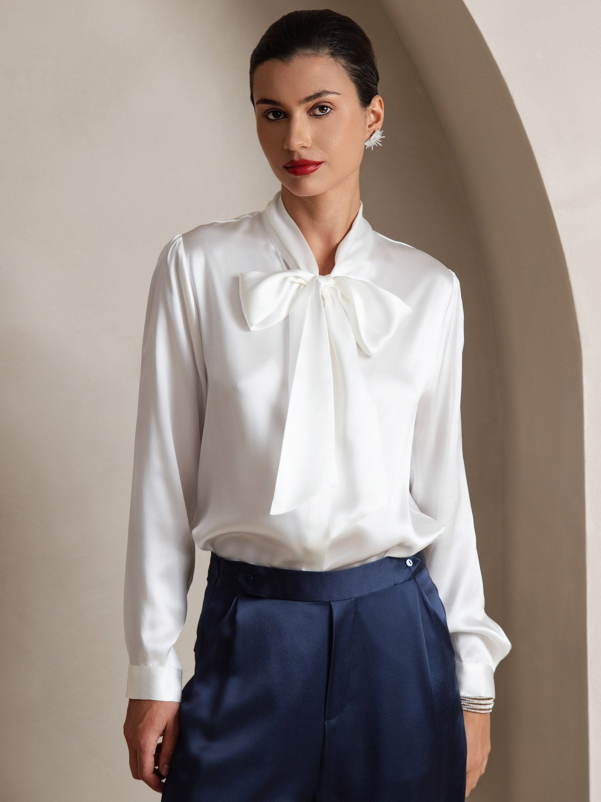[Weiß] SilkSilky-DE Long Sleeve Tie Neck Damenblusen 001