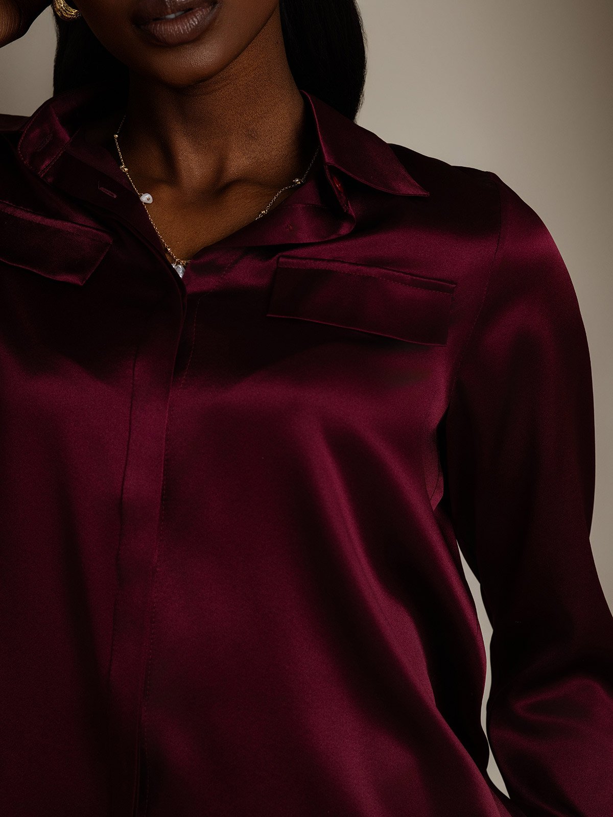 SilkSilky-DE 19Momme Seide Langärmelig Umlegekragen Damenhemd Dunkelrot 008