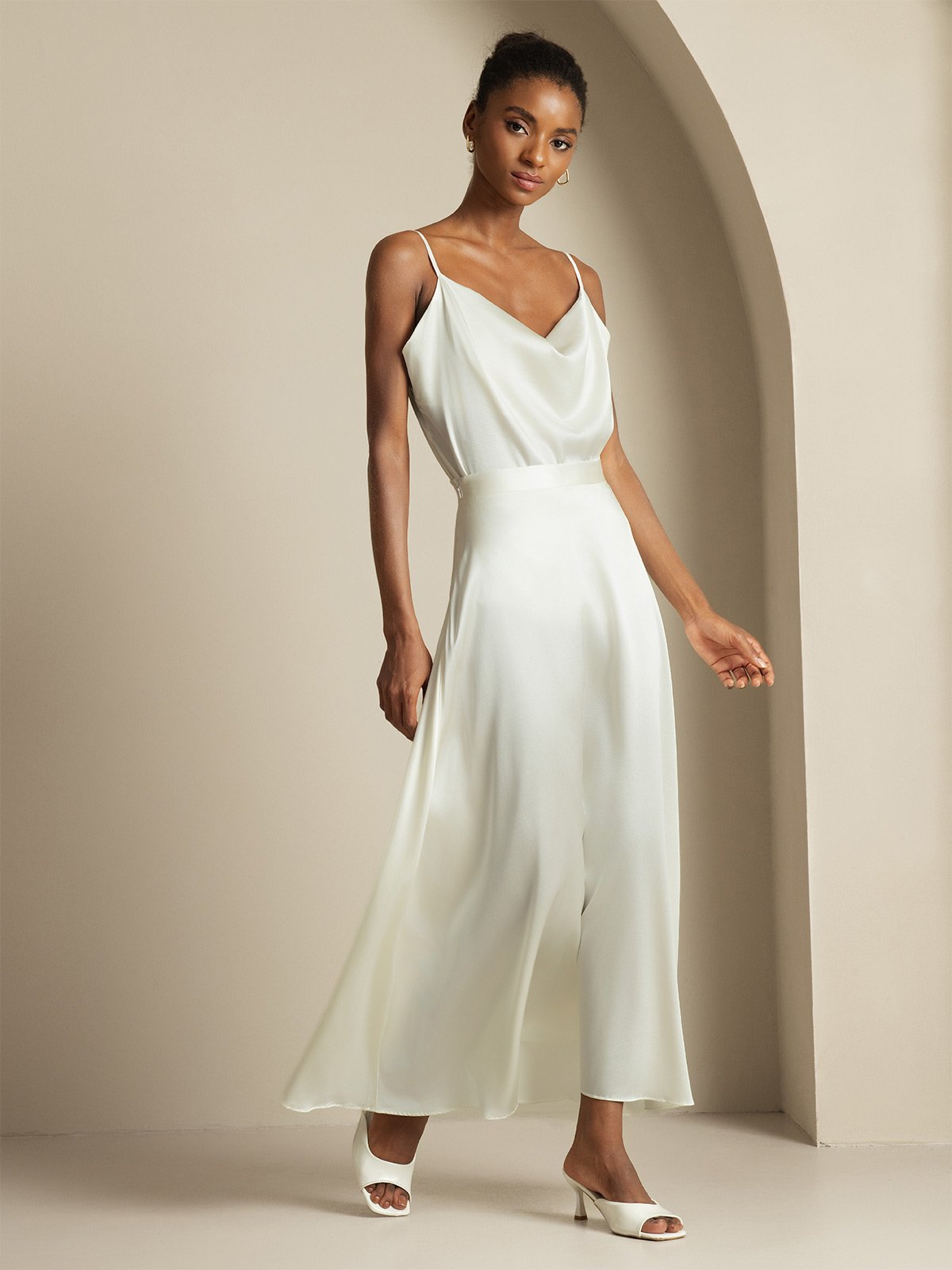 [Weiß] SilkSilky-DE 19Momme Spaghettiträger Wasserfallausschnitt Women''s Outfit Sets 004