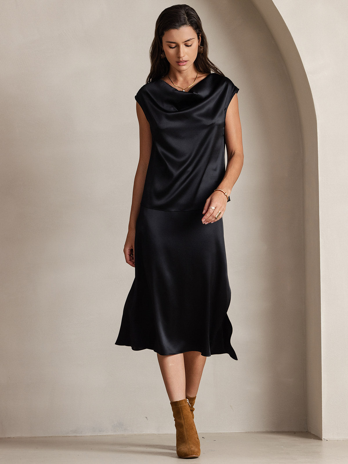 [Schwarz] SilkSilky-DE 19Momme Seide Ärmellos Wasserfallausschnitt T-Shirt 004