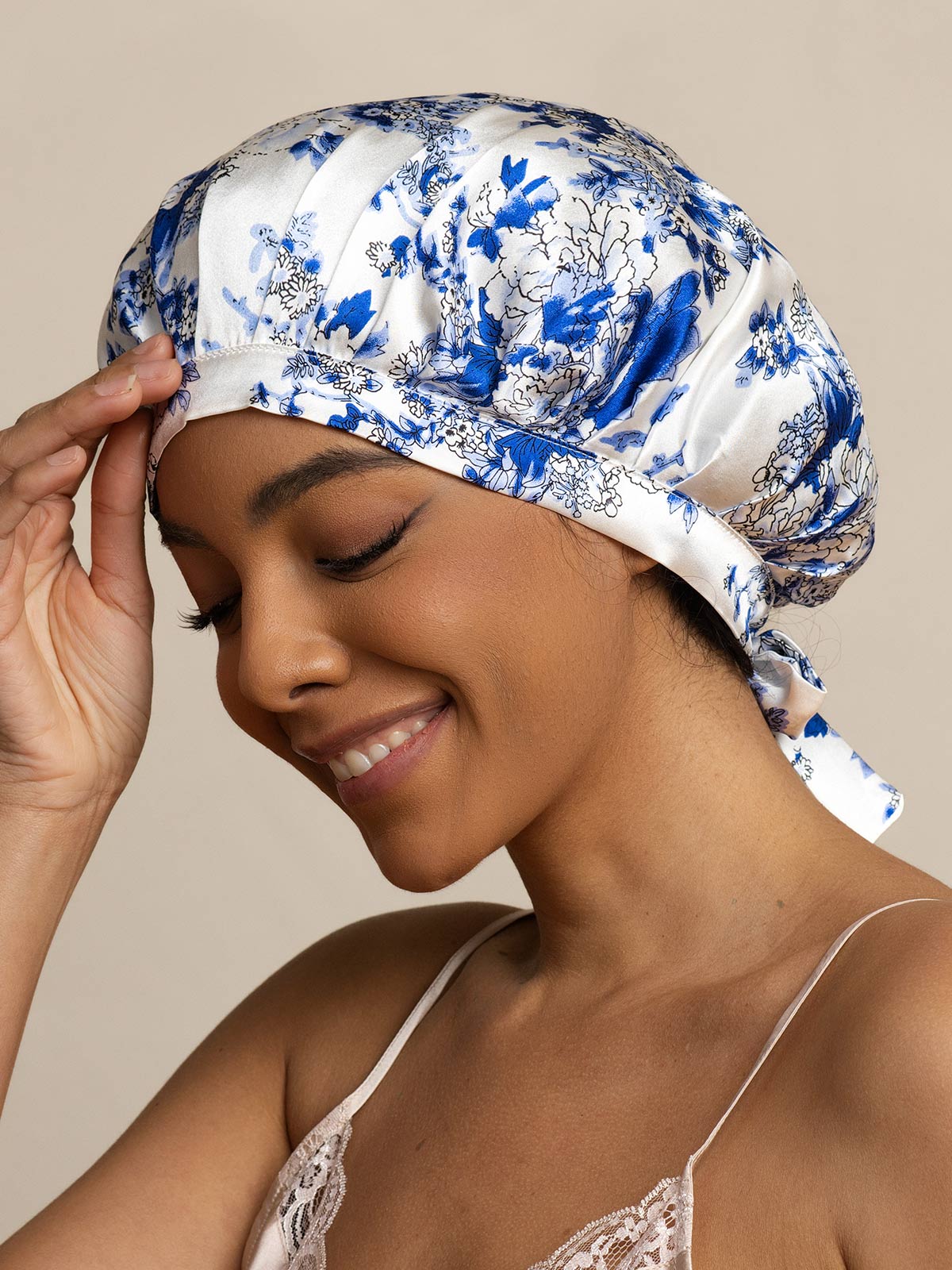[Blau Weißes Porzellan] SilkSilky-DE Reine Seide Sleep Cap 001