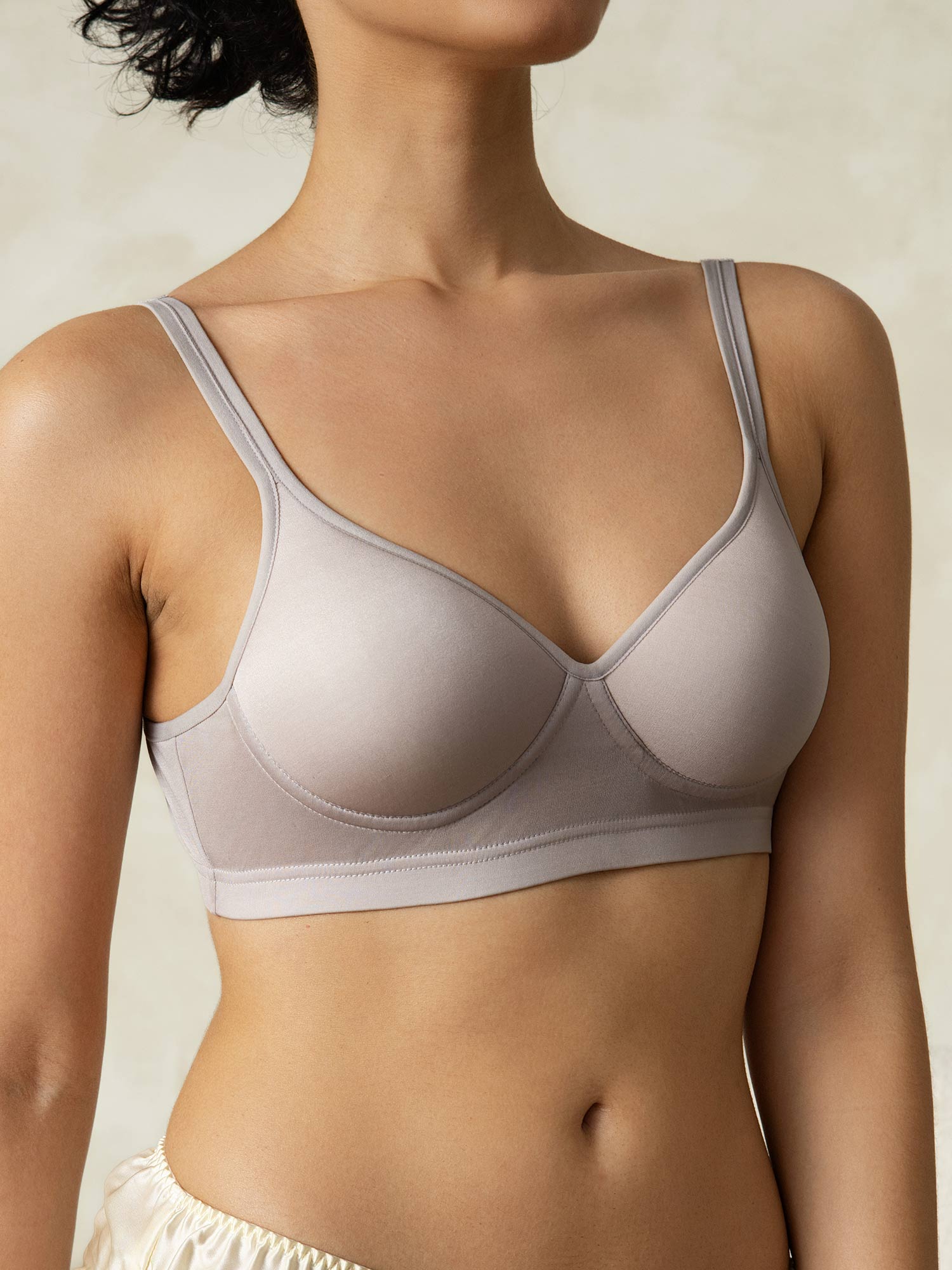 [Grau] SilkSilky-DE Seidenstrick Bra 002
