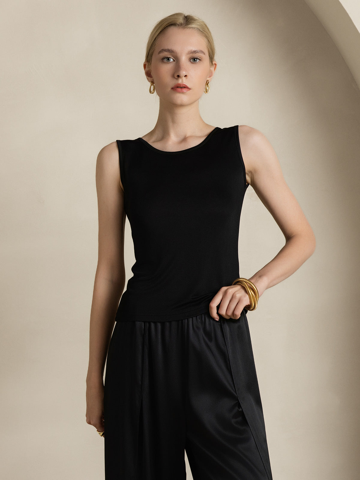 [Schwarz] SilkSilky-DE Seidenstrick Womens T-Shirt 003