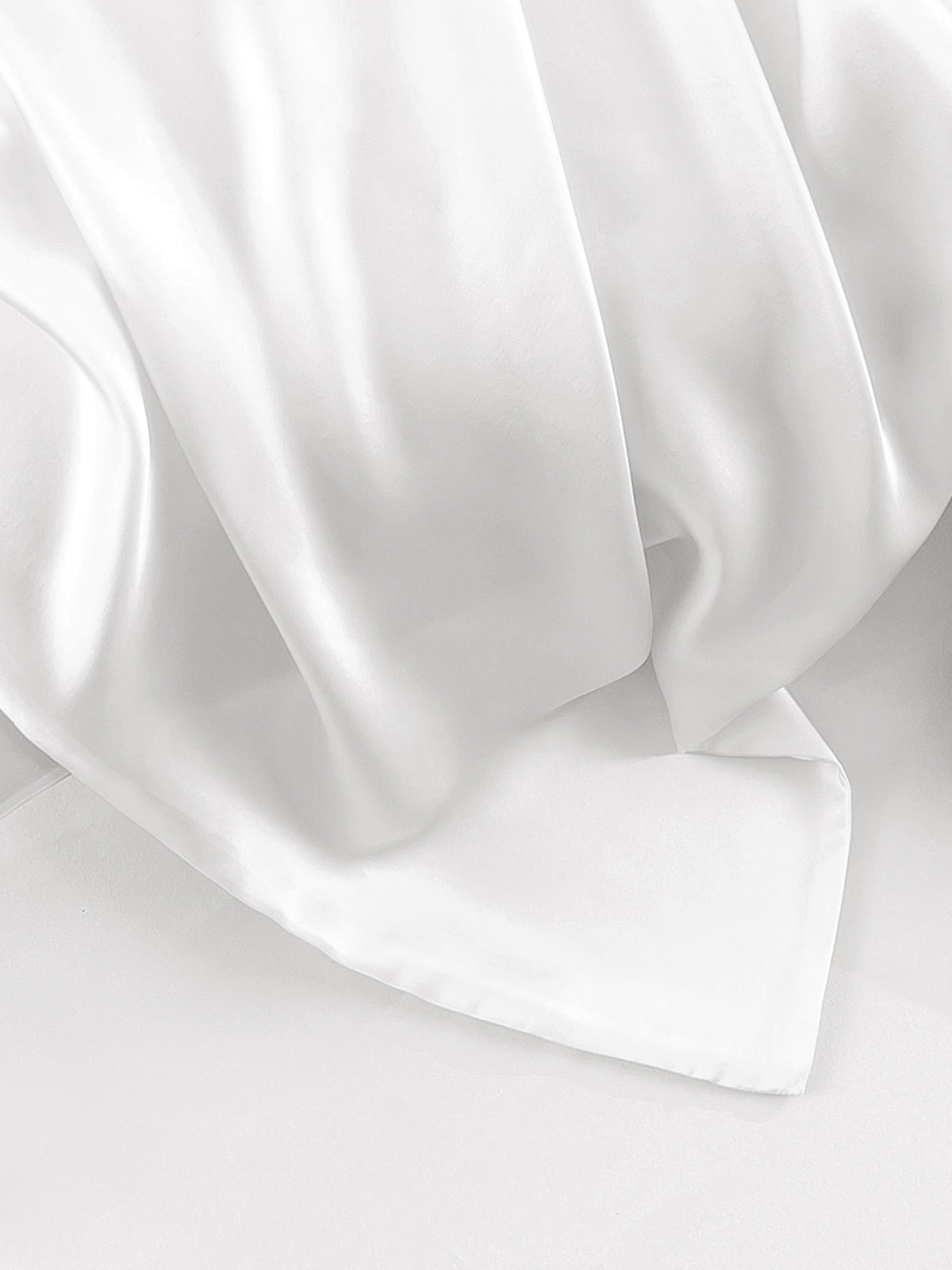 [Weiß] SilkSilky-DE 19Momme Reine Seide Pillowcase 007