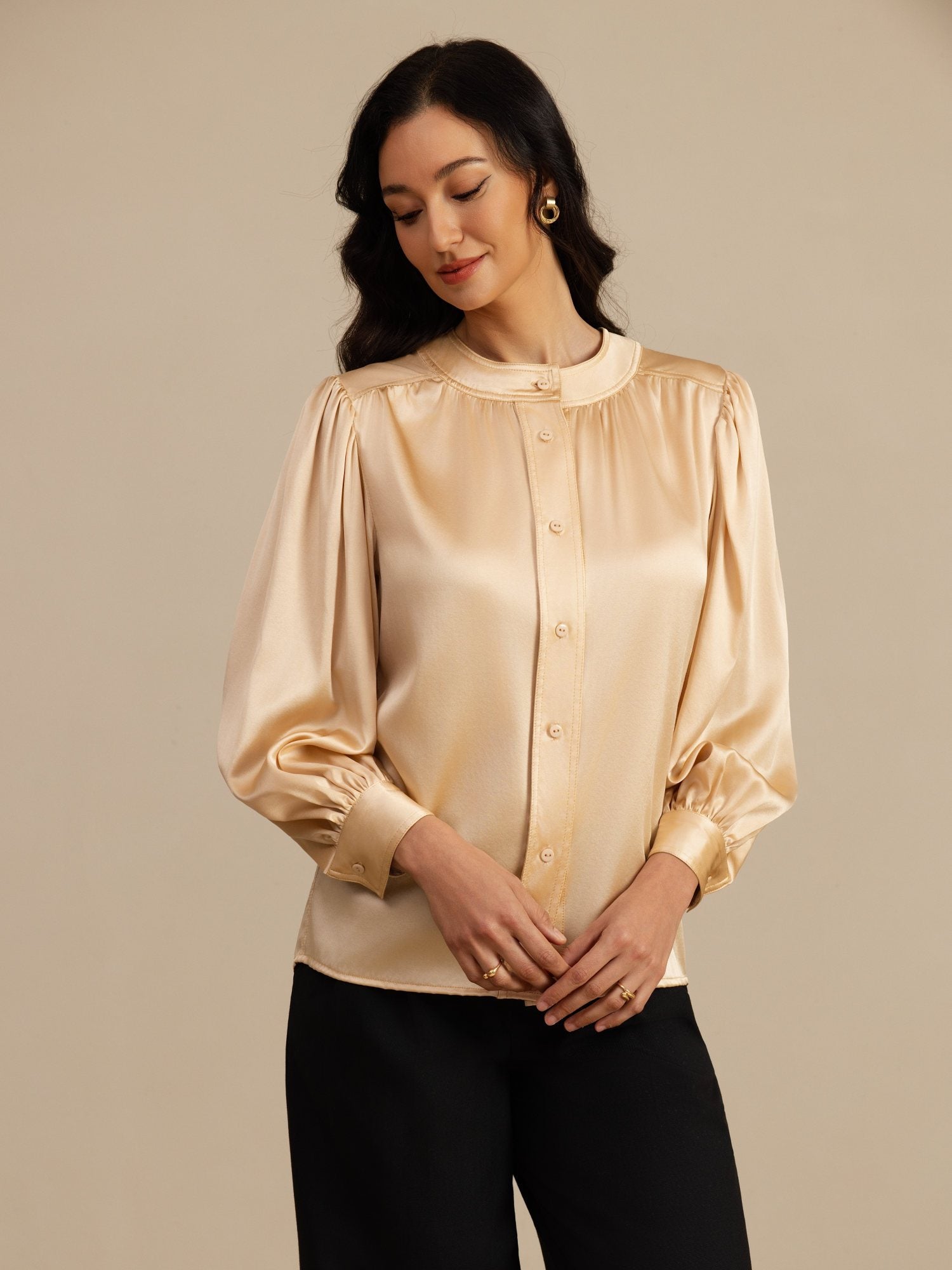 [Champagner] SilkSilky-DE 19Momme Long Sleeve Round Neck Bluse 001