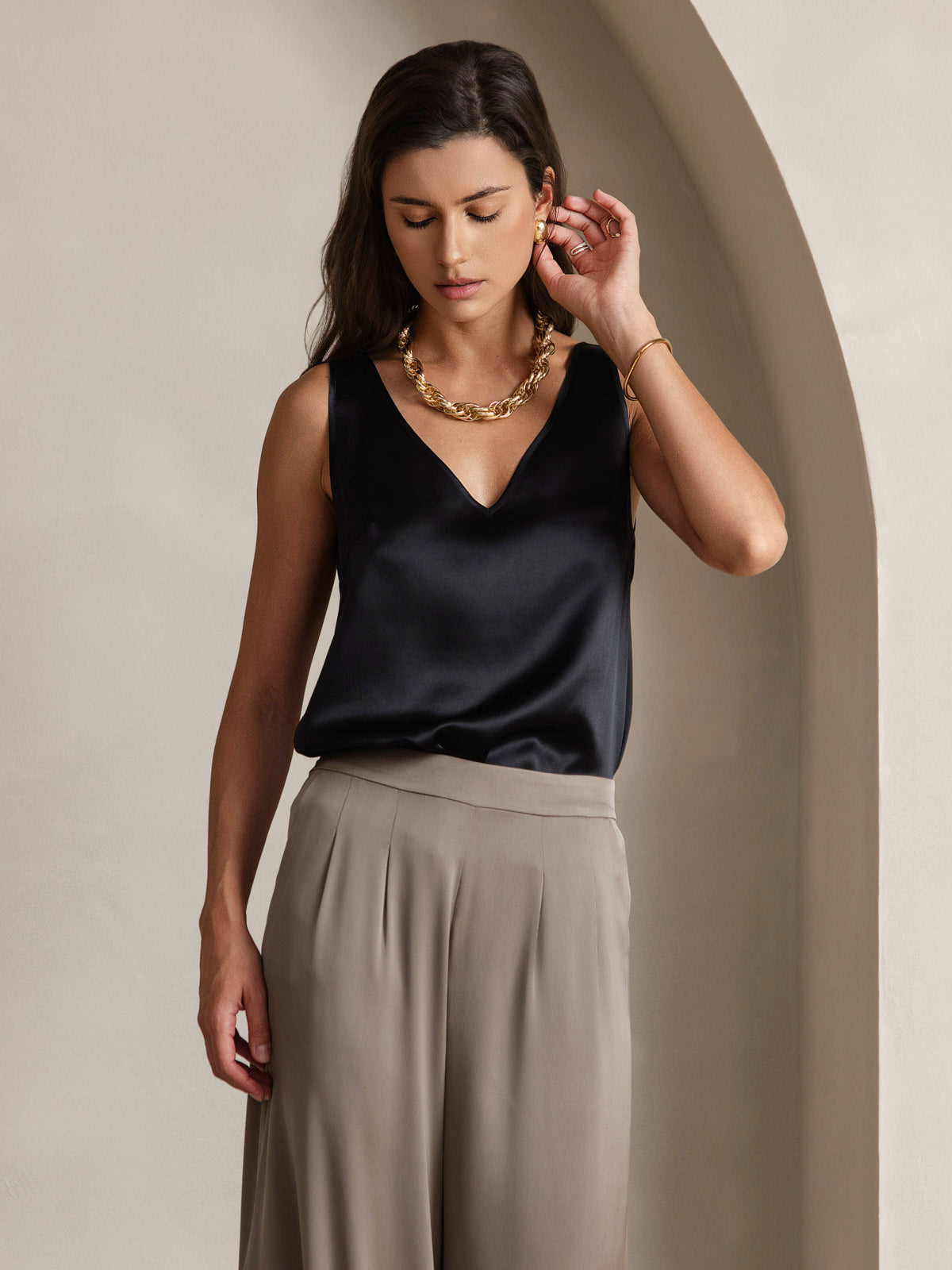 [Schwarz] SilkSilky-DE Reine Seide Ärmellos V Ausschnitt Cami Top 003