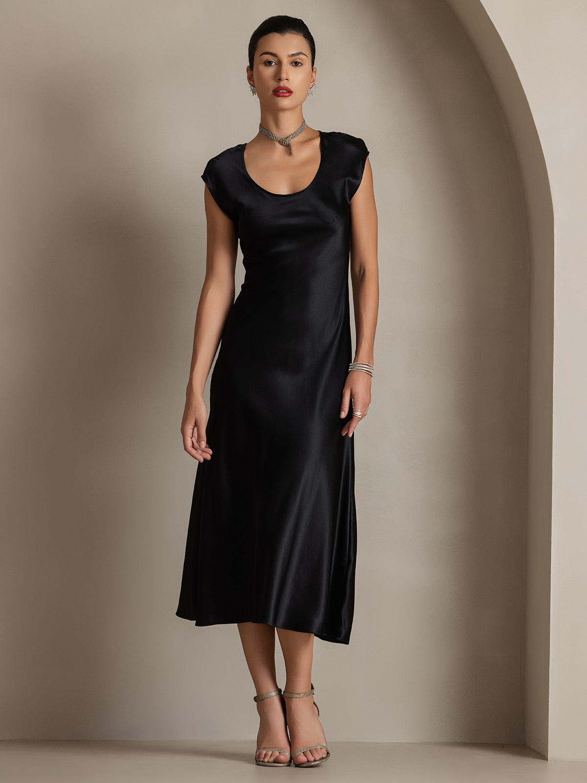 [Schwarz] SilkSilky-DE 19Momme Seide Dress 003