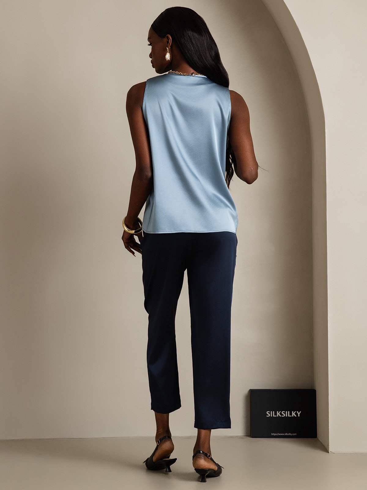 SilkSilky-DE 19Momme Seide Ärmellos V Ausschnitt Damenhemd Graublau 002