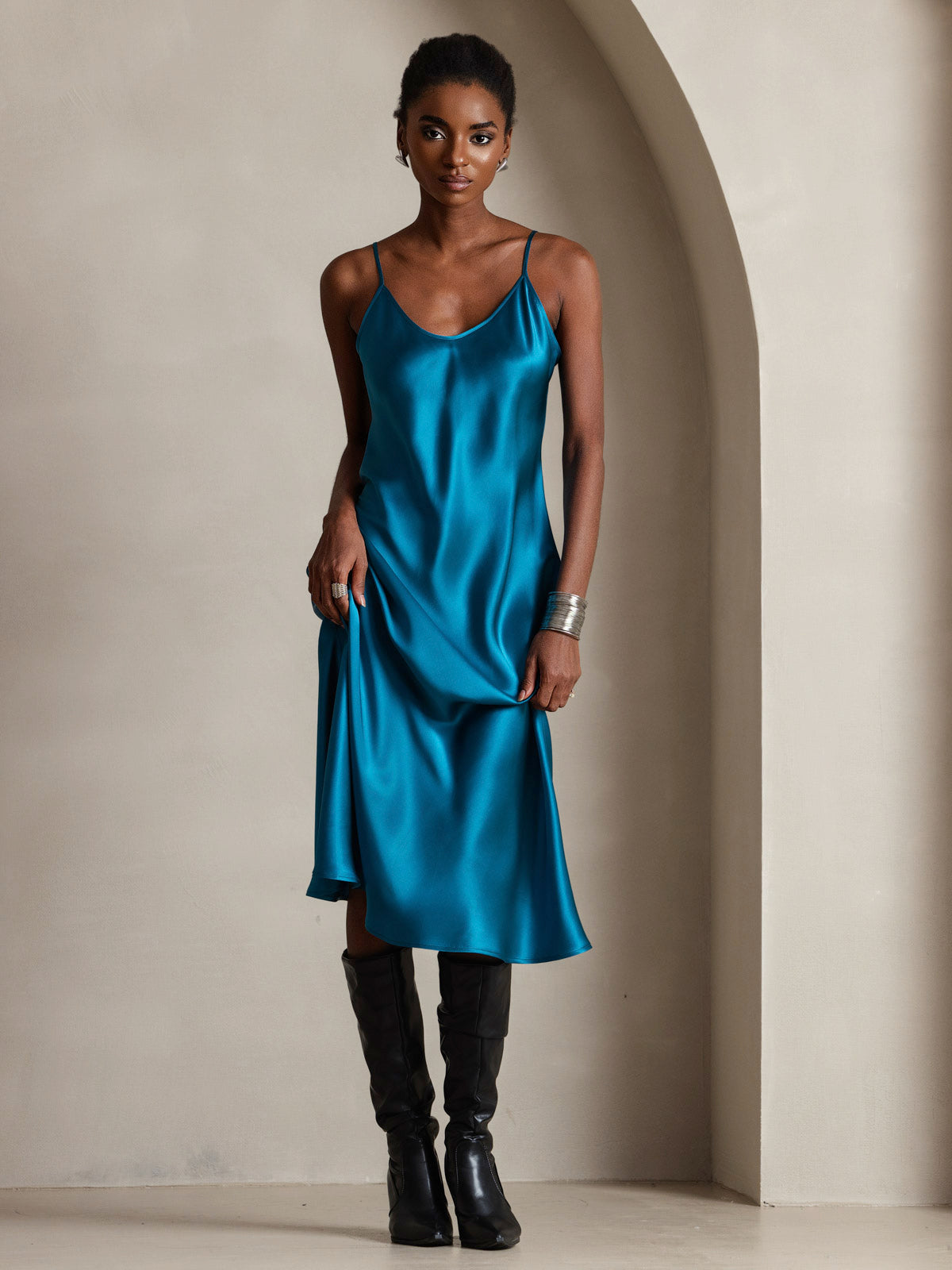 [König Blau] SilkSilky-DE Ärmellos Kleider 004