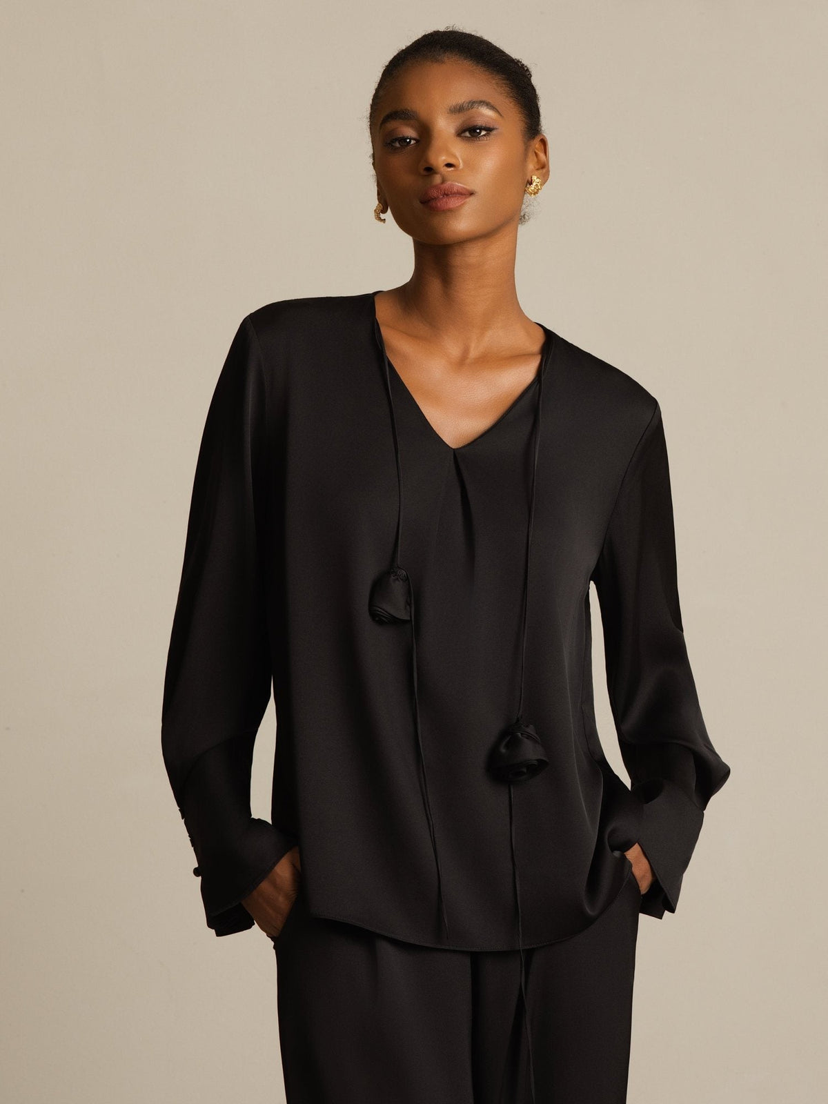 [Schwarz] SilkSilky-DE Long Sleeve V Neck Damenblusen 001