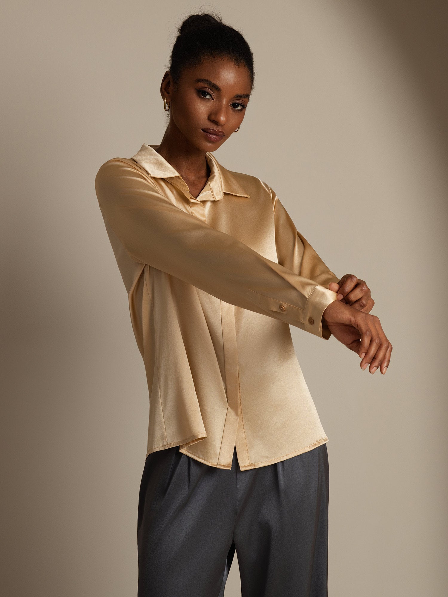 [Champagner] SilkSilky-DE 19Momme Seide Langärmelig Umlegekragen Damenhemd 005