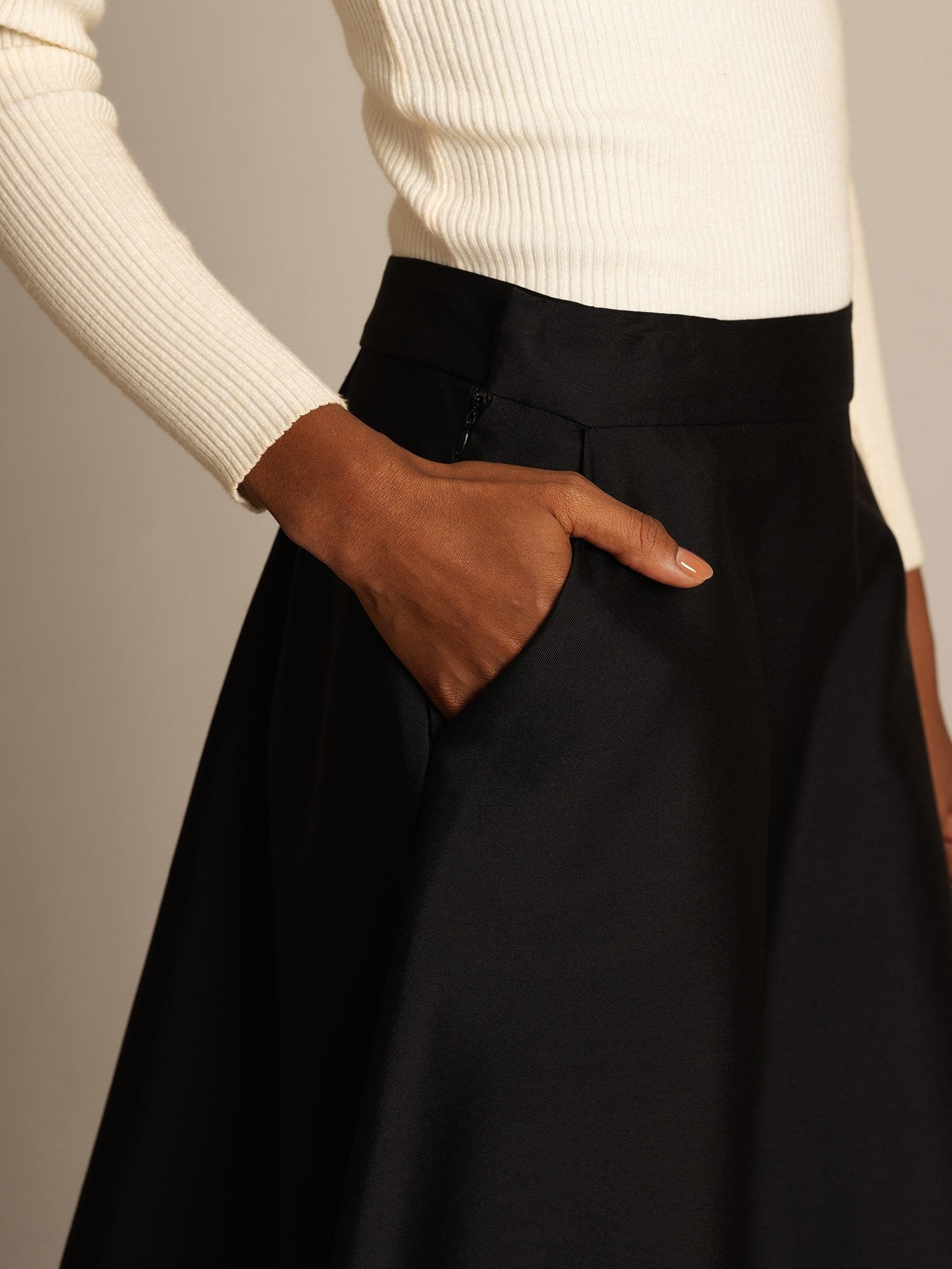 [Schwarz] SilkSilky-DE 32Momme Silk-Wool Blend Skirt 004,