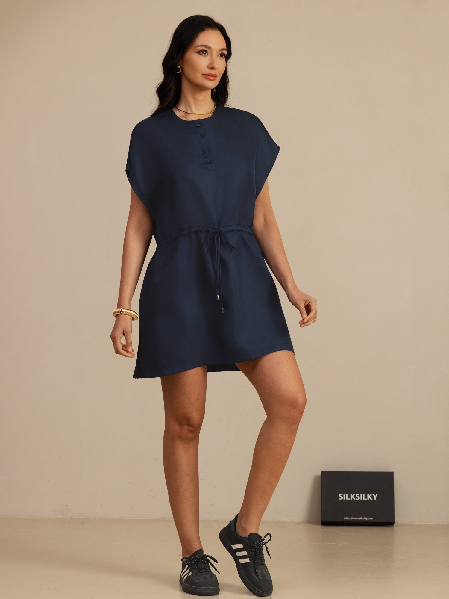 [Dunkelblau] SilkSilky-DE 18Momme Kappenärmel Henley-Ausschnitt Kleider 007