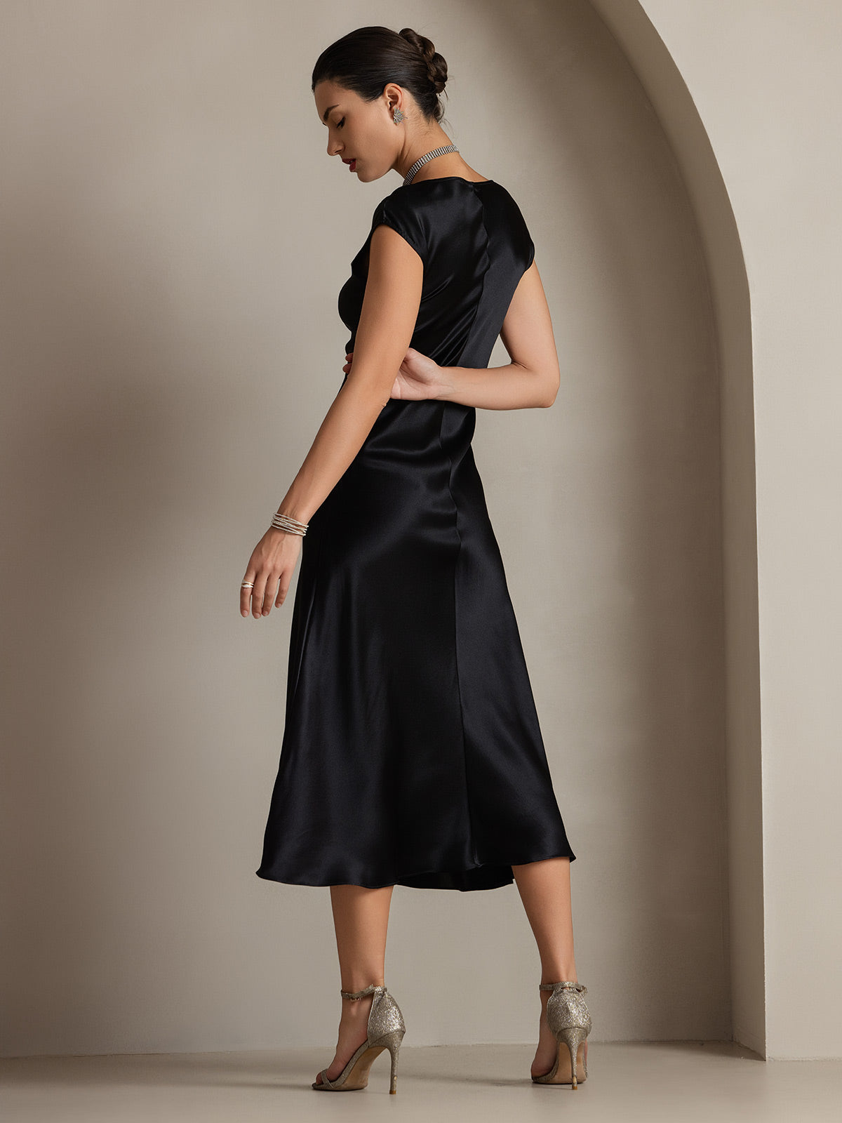 [Schwarz] SilkSilky-DE 19Momme Seide Dress 002