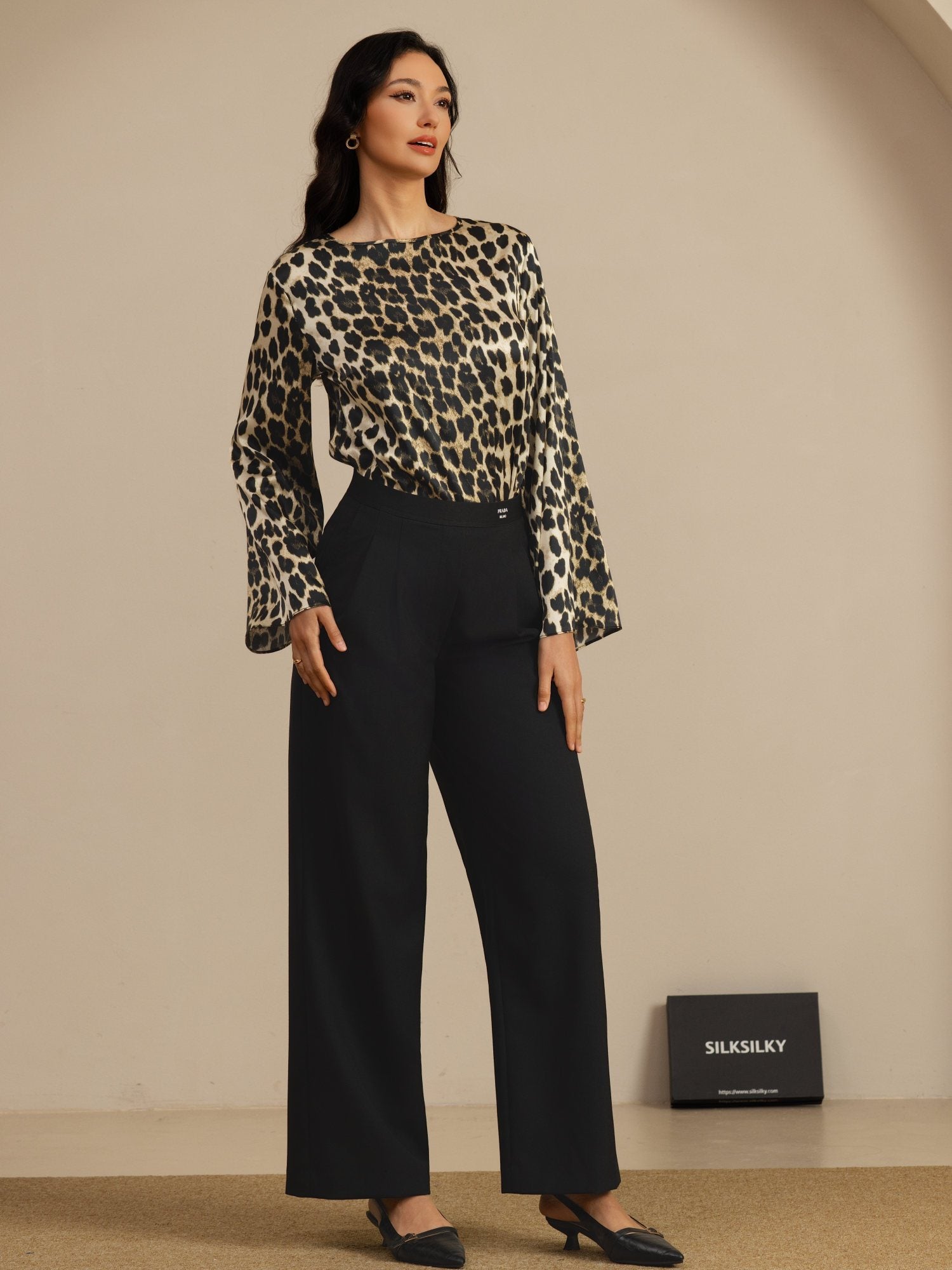 [Leopard] SilkSilky-DE 19Momme Langärmelig U-Boot-Ausschnitt Bluse 007