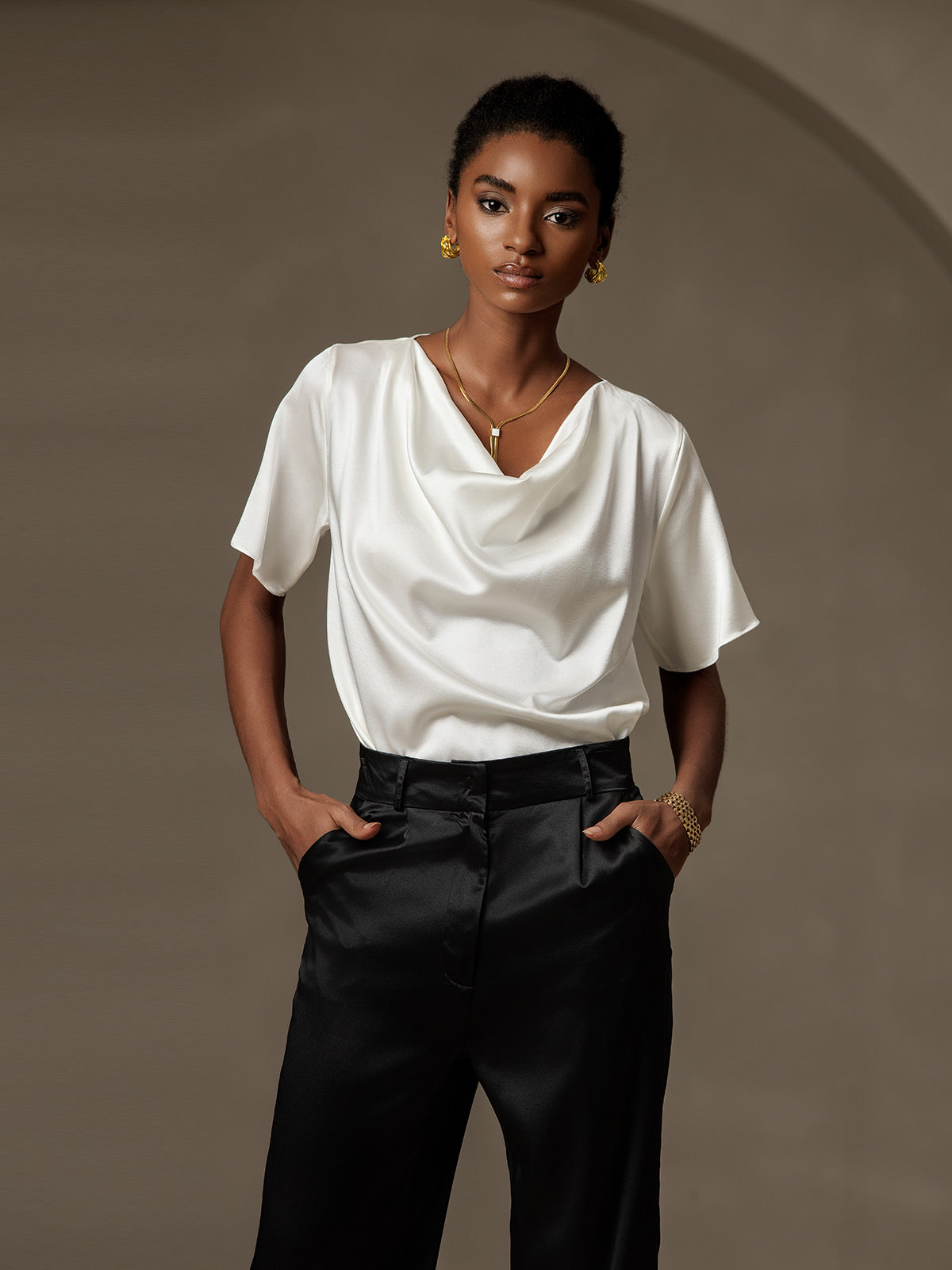 [Weiß] SilkSilky-DE Short Sleeve Cowl Neck Damenblusen 001