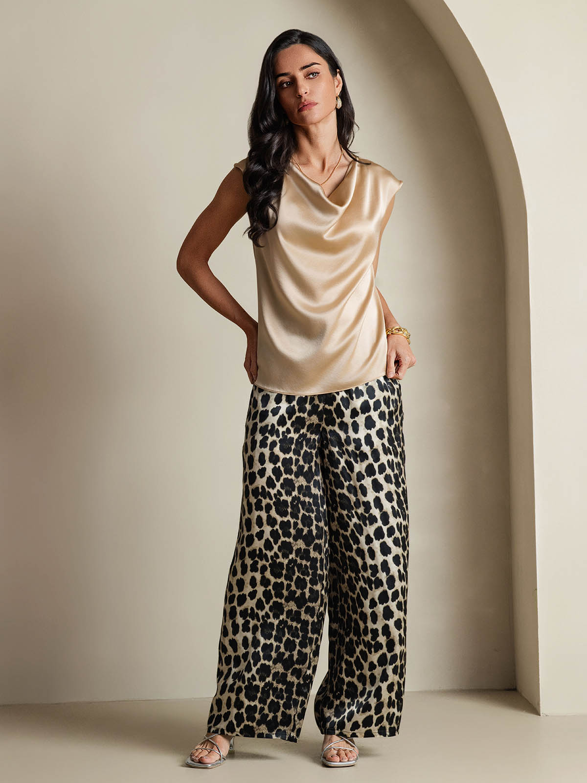 [Champagner] SilkSilky-DE 19Momme Seide Ärmellos Wasserfallausschnitt T-Shirt 007