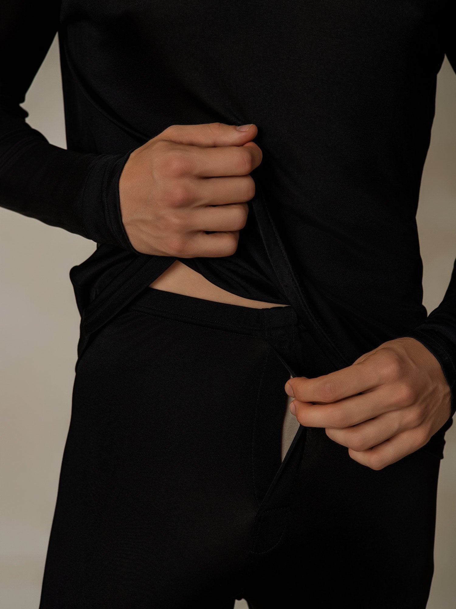 [Schwarz] SilkSilky-DE Seidenstrick Mens Pajamas 005