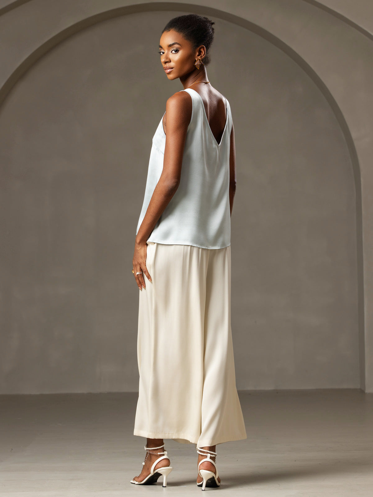 [Hellblau] SilkSilky-DE Reine Seide Ärmellos V Ausschnitt Cami Top 002