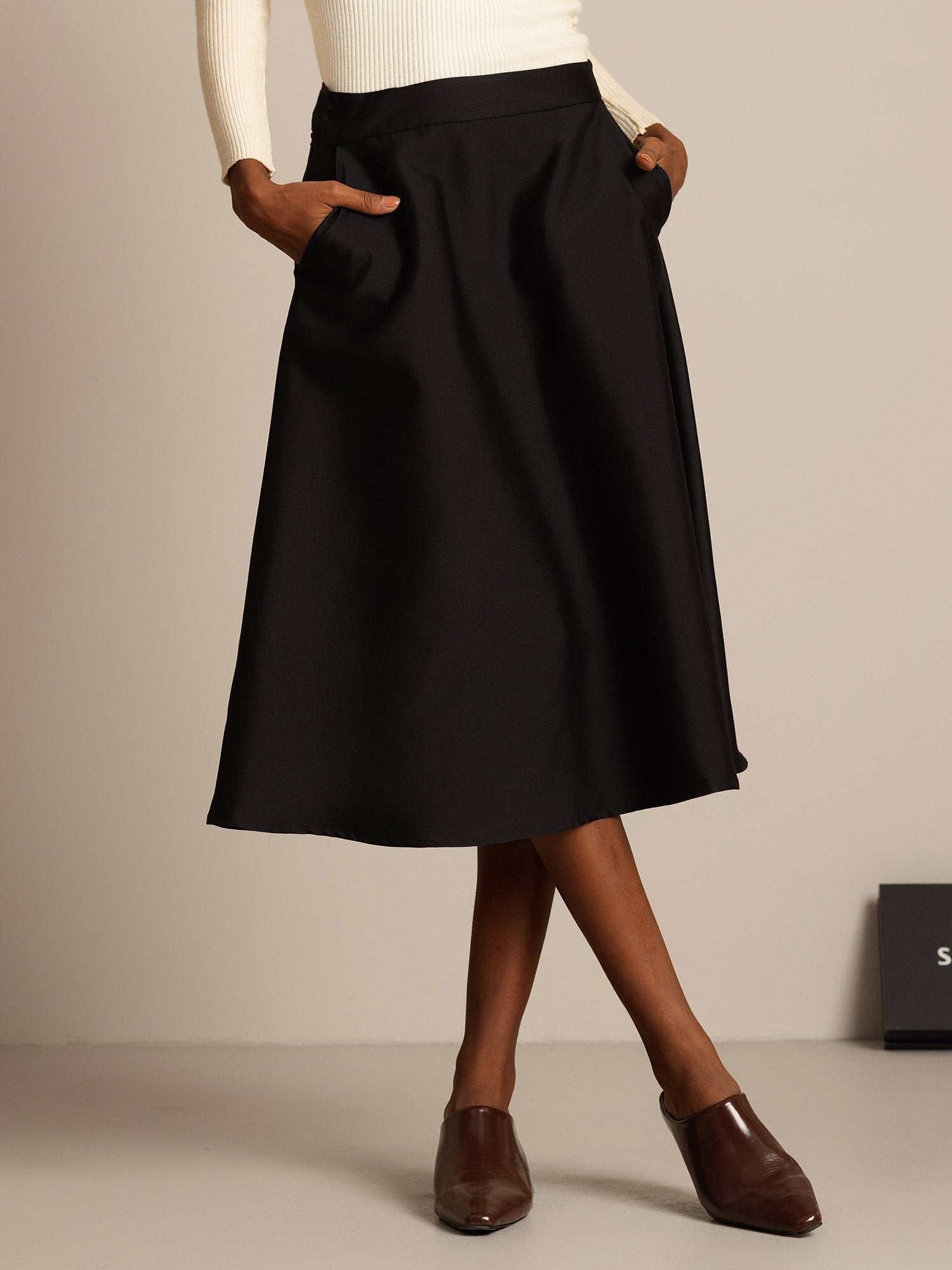 [Schwarz] SilkSilky-DE 32Momme Silk-Wool Blend Skirt 001,