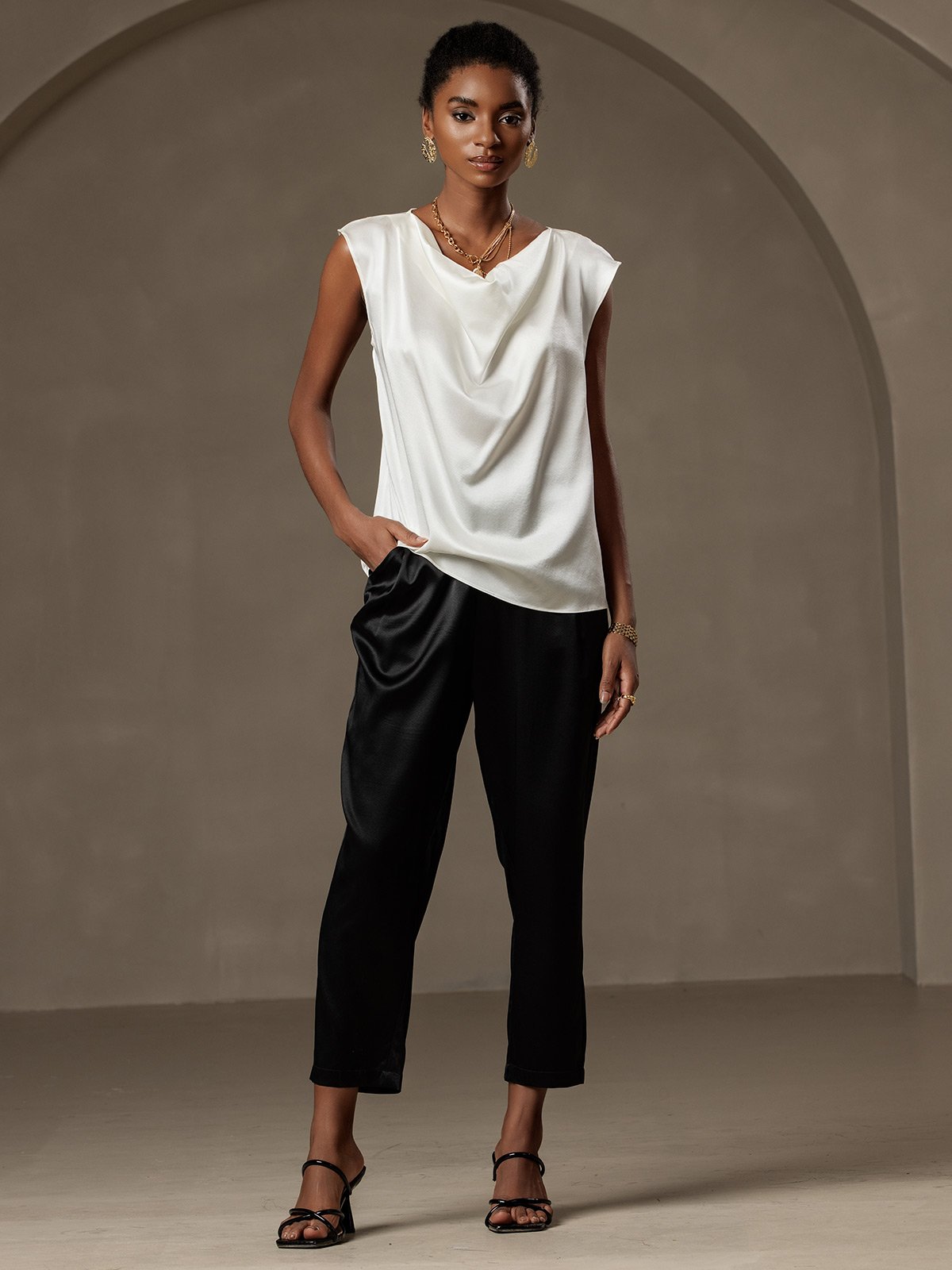 [Weiß] SilkSilky-DE 19Momme Seide Ärmellos Wasserfallausschnitt T-Shirt 004