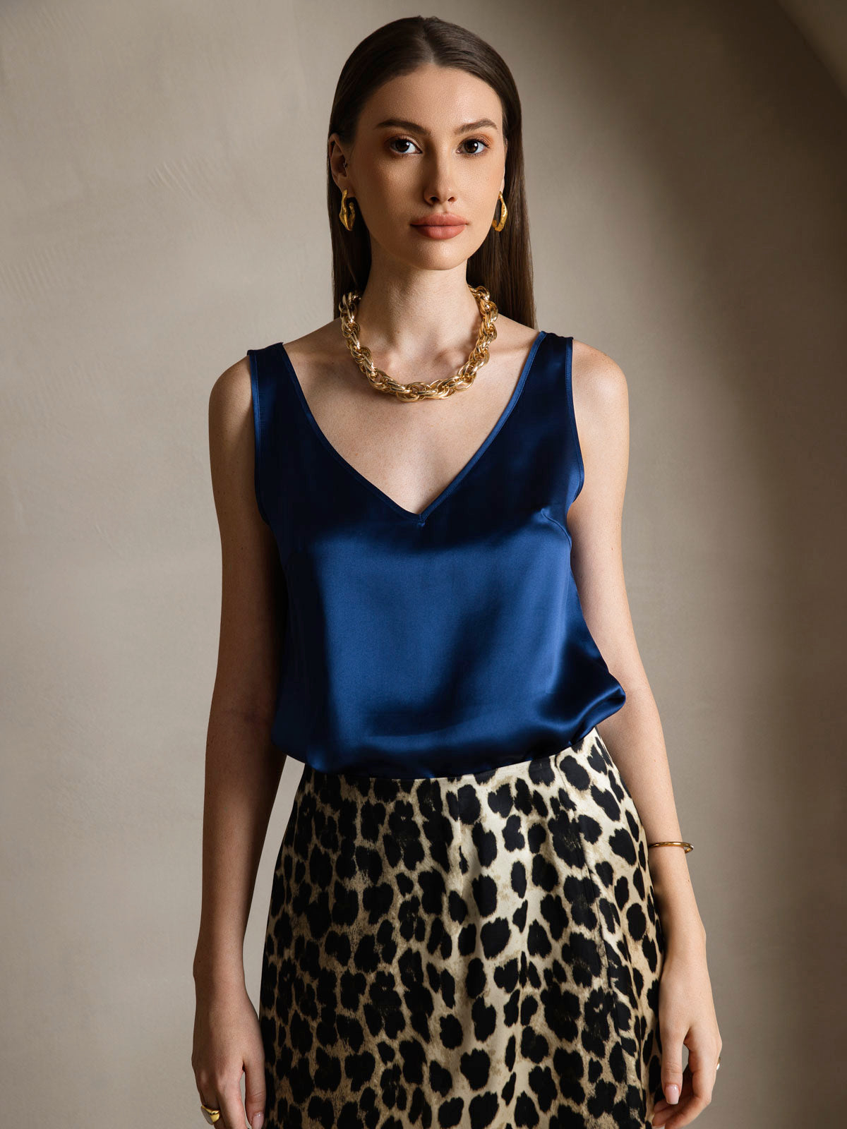 [Dunkelblau] SilkSilky-DE 19Momme Seide V Ausschnitt Cami Top 004