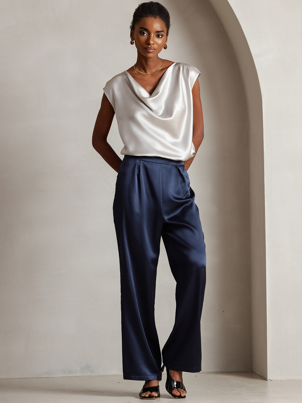 [Hellgrau] SilkSilky-DE 19Momme Seide Ärmellos Wasserfallausschnitt T-Shirt 006