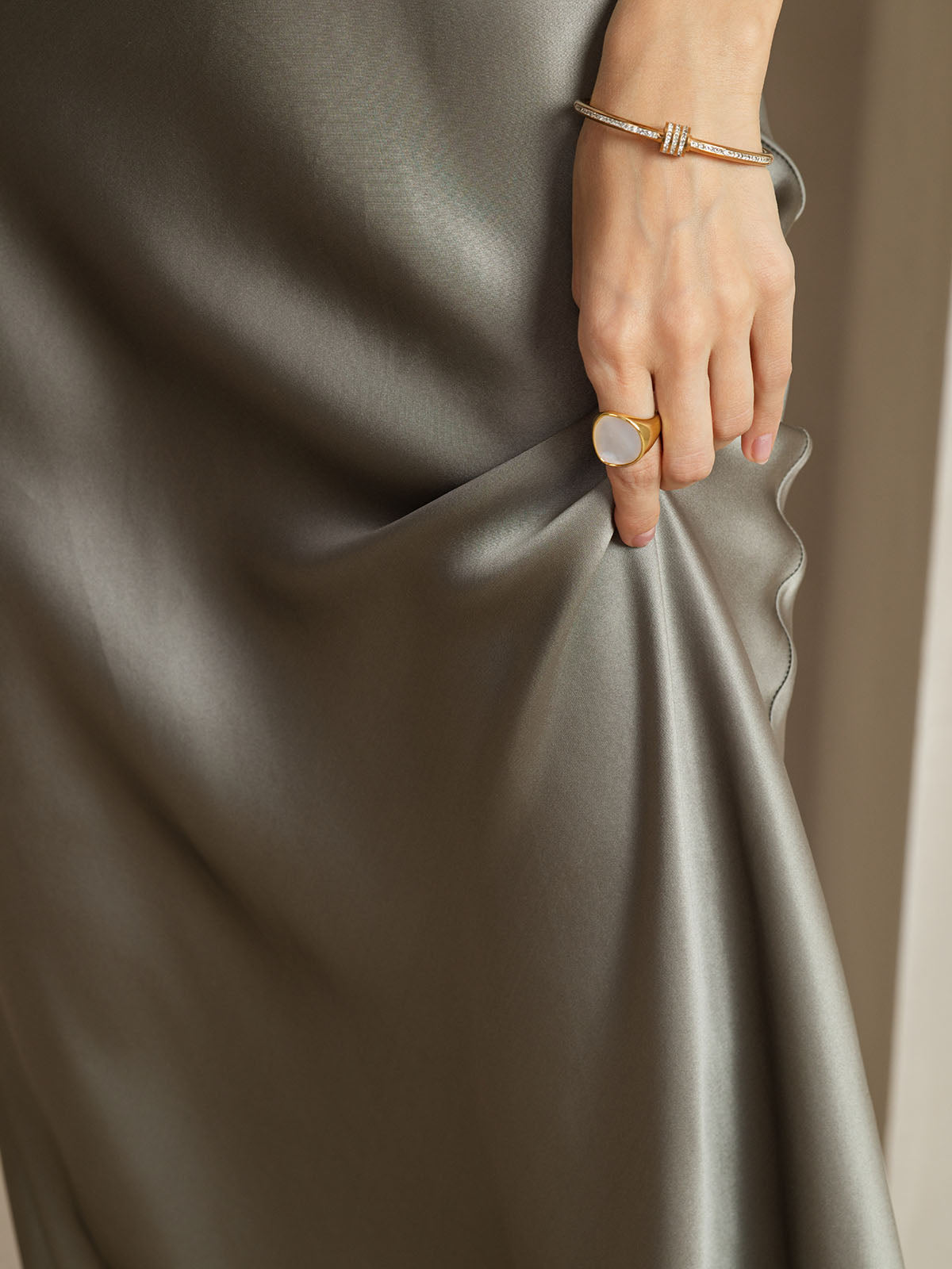 [Graugrün] SilkSilky-DE Ärmellos Tiefer Rundhalsausschnitt Kleider 006