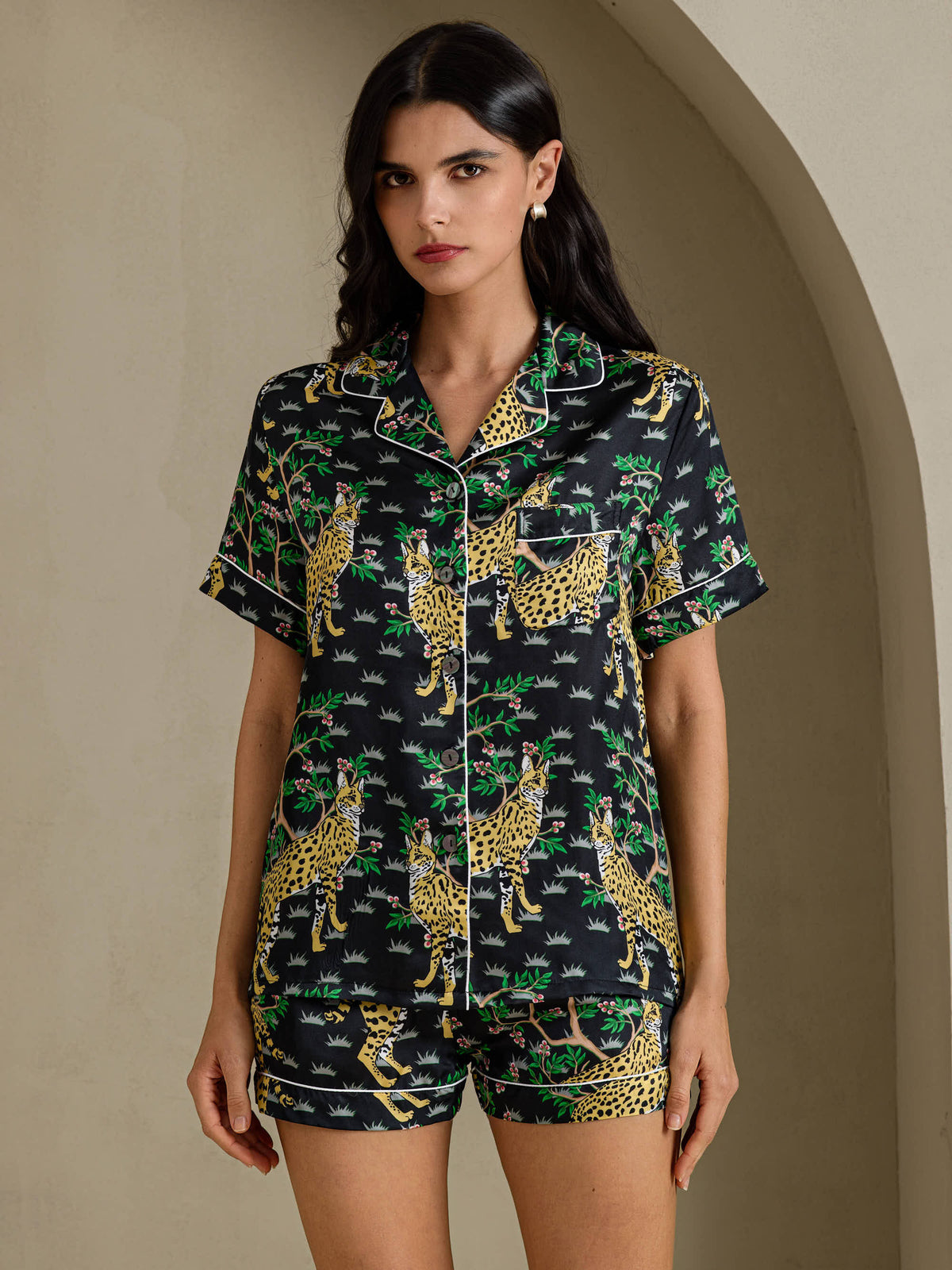 [Schwarzer Serval] SilkSilky-DE Short Sleeve Notch Collar Damen Pyjamas 001