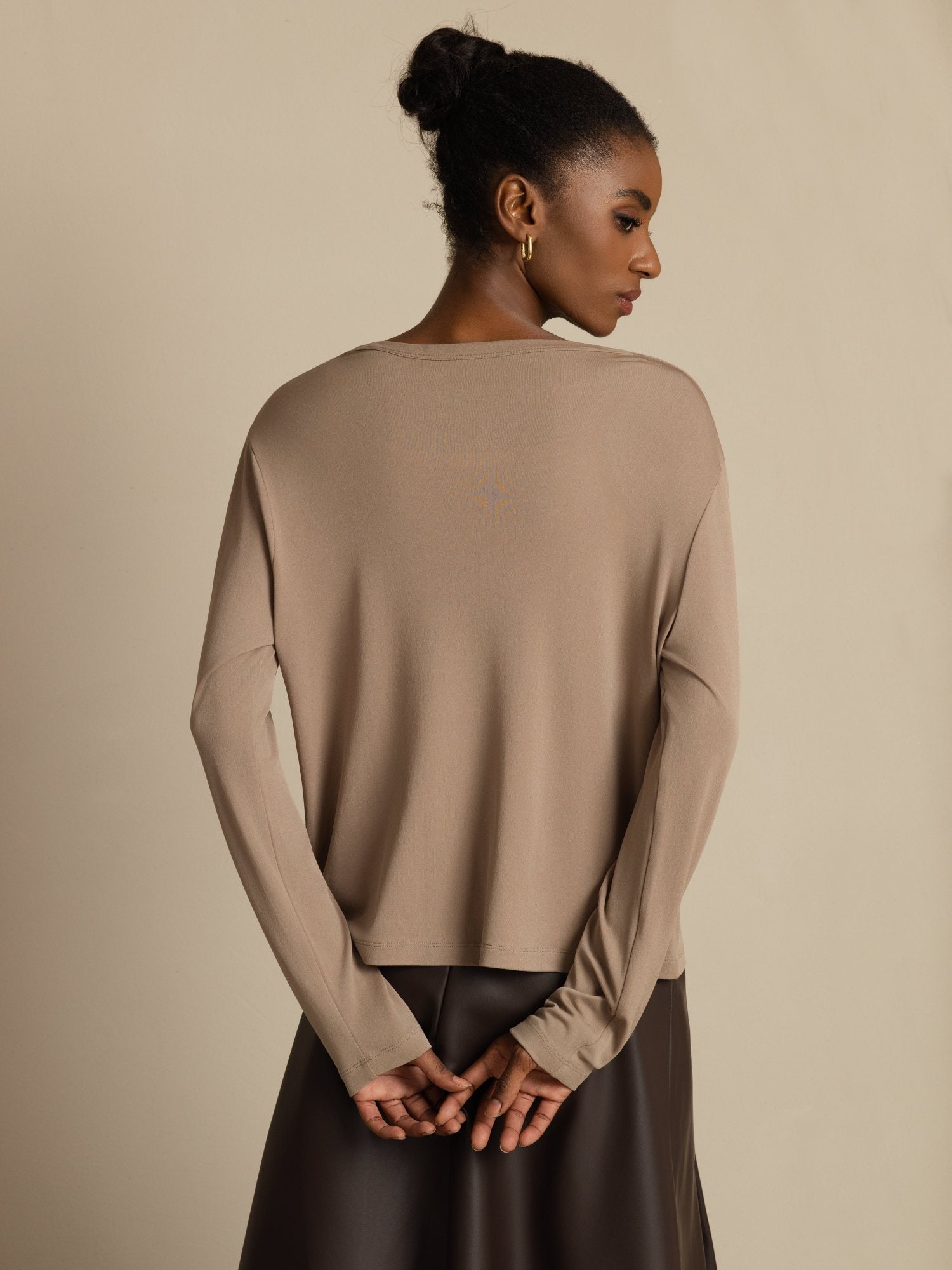 [Tan] SilkSilky-DE 19Momme Seide Langärmelig V Ausschnitt Damen Cardigan 002