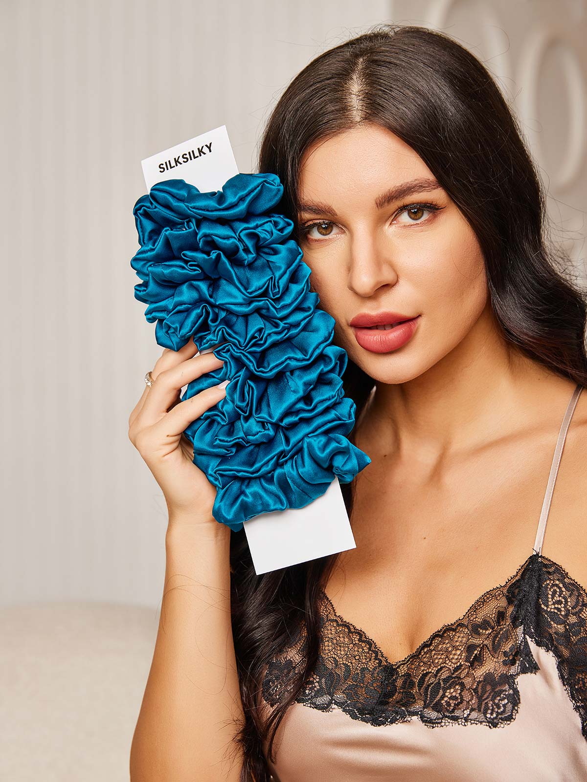 [König Blau] SilkSilky-DE 19Momme Reine Seide Scrunchie 001