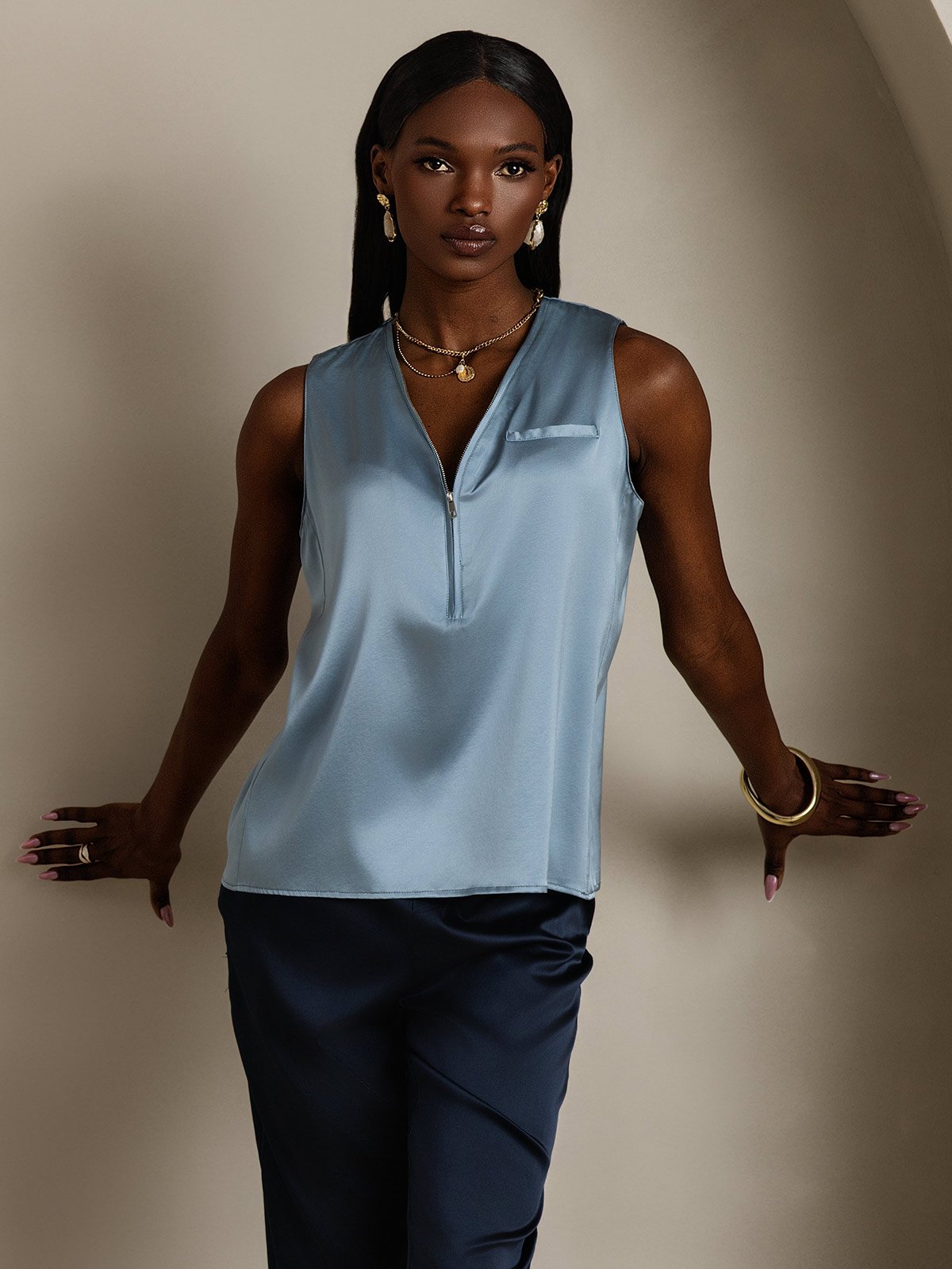 SilkSilky-DE 19Momme Seide Ärmellos V Ausschnitt Damenhemd Graublau 004