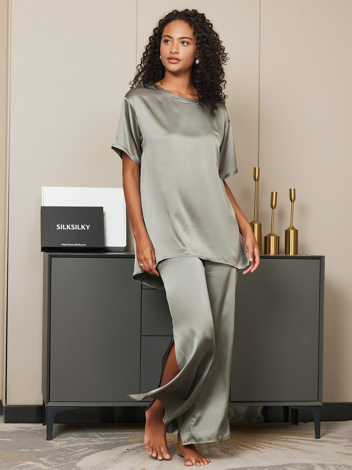 [Graugrün] SilkSilky-DE Reine Seide Kurzärmelig Rundkragen Damen Pyjamas 004