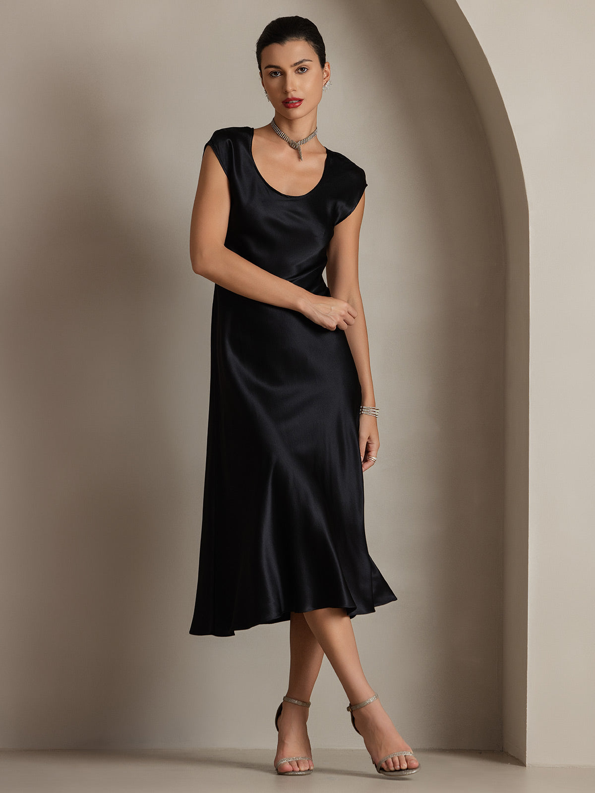 [Schwarz] SilkSilky-DE 19Momme Seide Dress 005