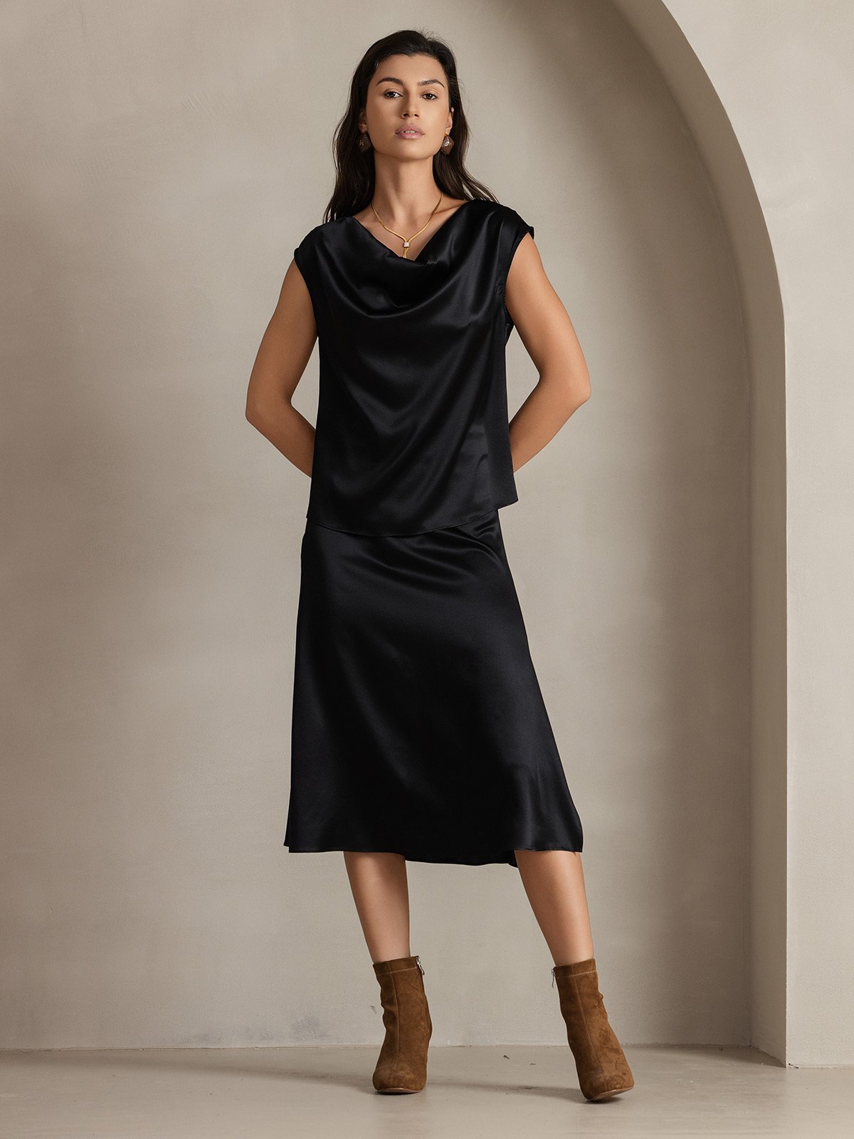 [Schwarz] SilkSilky-DE 19Momme Seide Ärmellos Wasserfallausschnitt T-Shirt 005