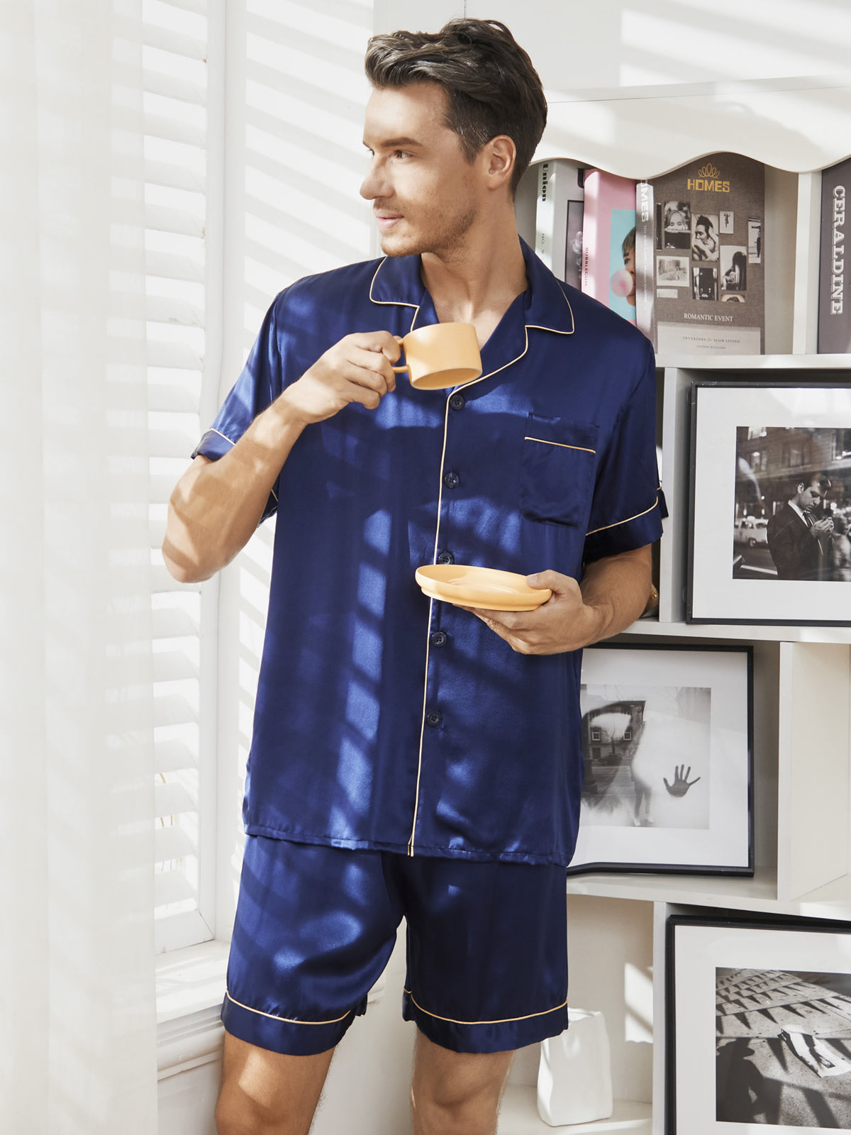 SilkSilky DE Pure Silk Short Sleeve Mens Pajamas Dunkelblau 001