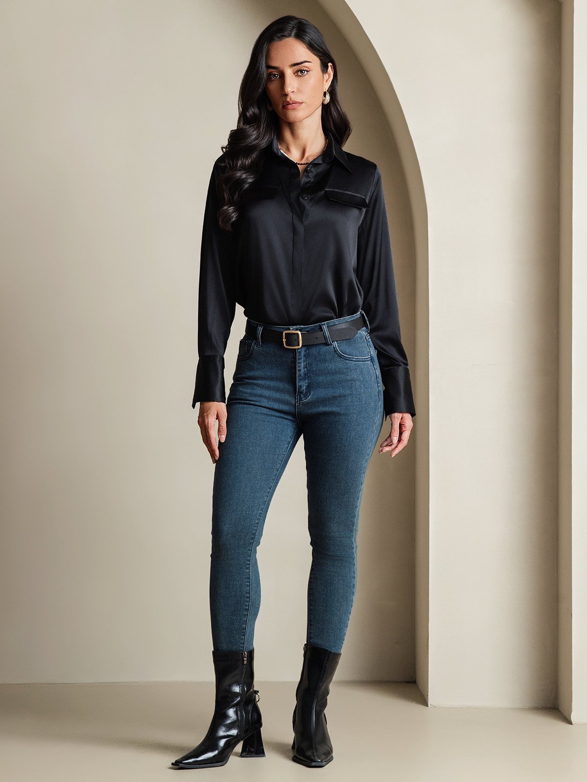 SilkSilky-DE 19Momme Seide Langärmelig Umlegekragen Damenhemd Schwarz 001