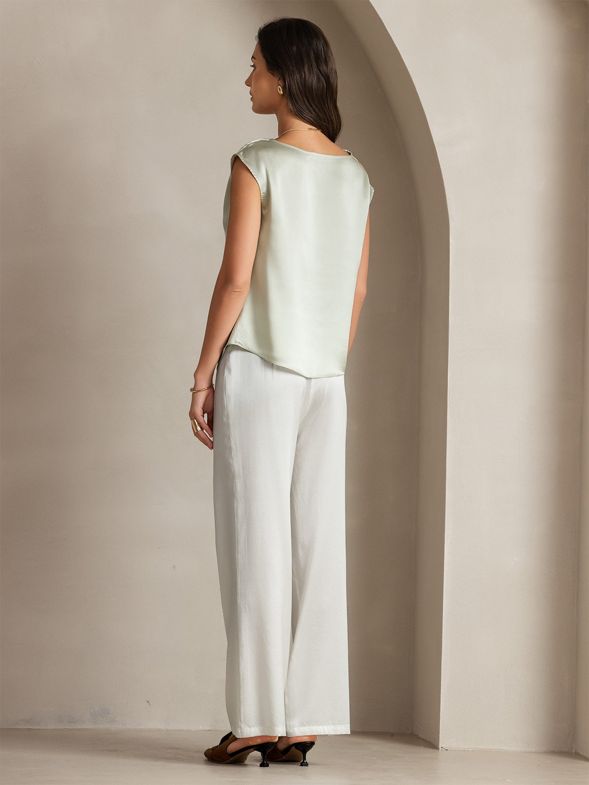 [Hellgrün] SilkSilky-DE 19Momme Seide Ärmellos Wasserfallausschnitt T-Shirt 002