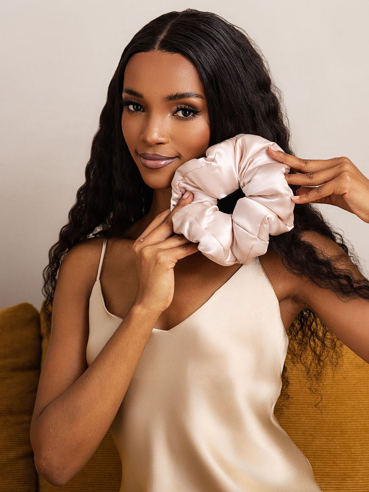 [Rosa] SilkSilky-DE Reine Seide Scrunchie 002