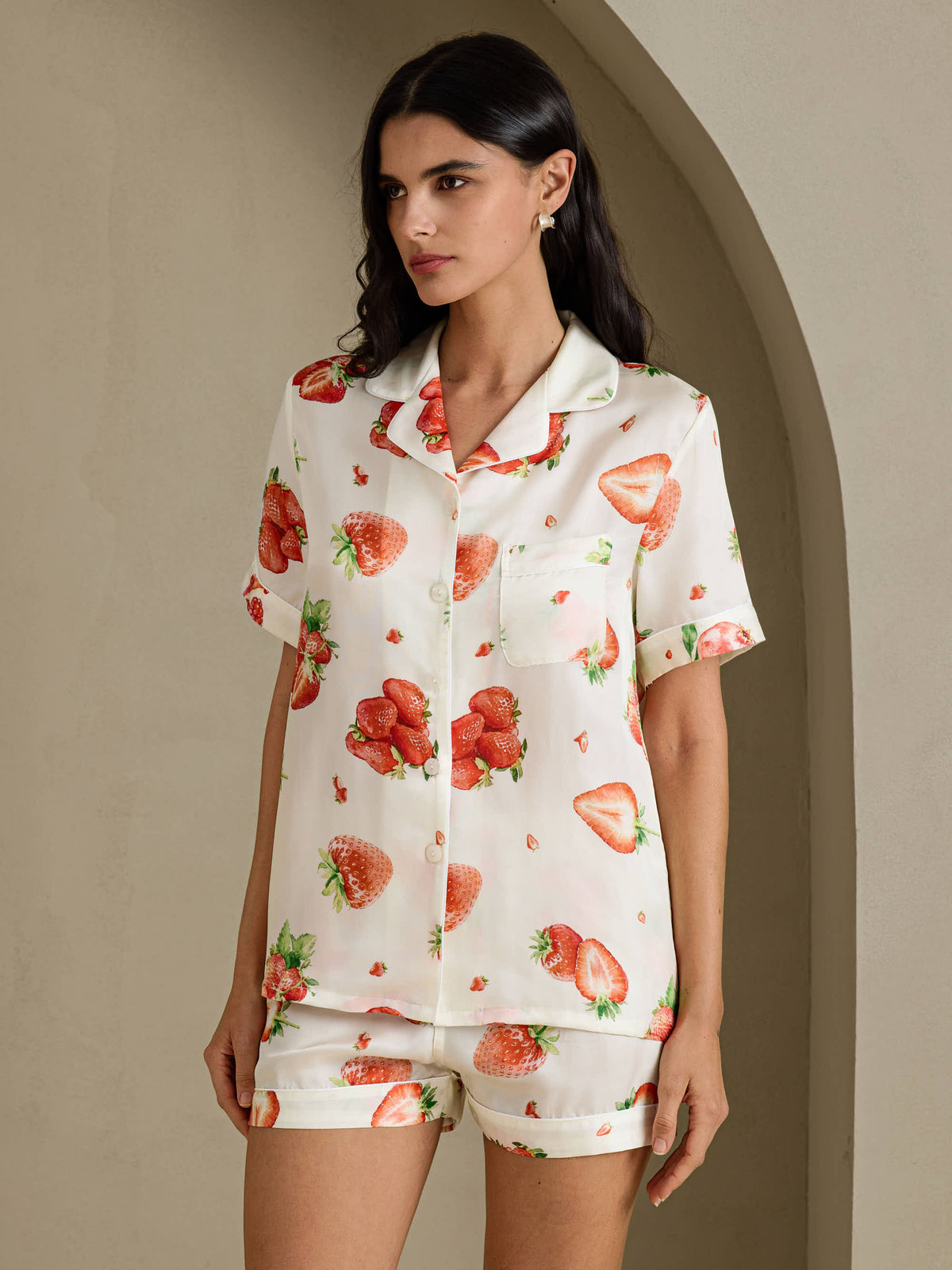 [Weiße Erdbeere] SilkSilky-DE Short Sleeve Notch Collar Damen Pyjamas 001