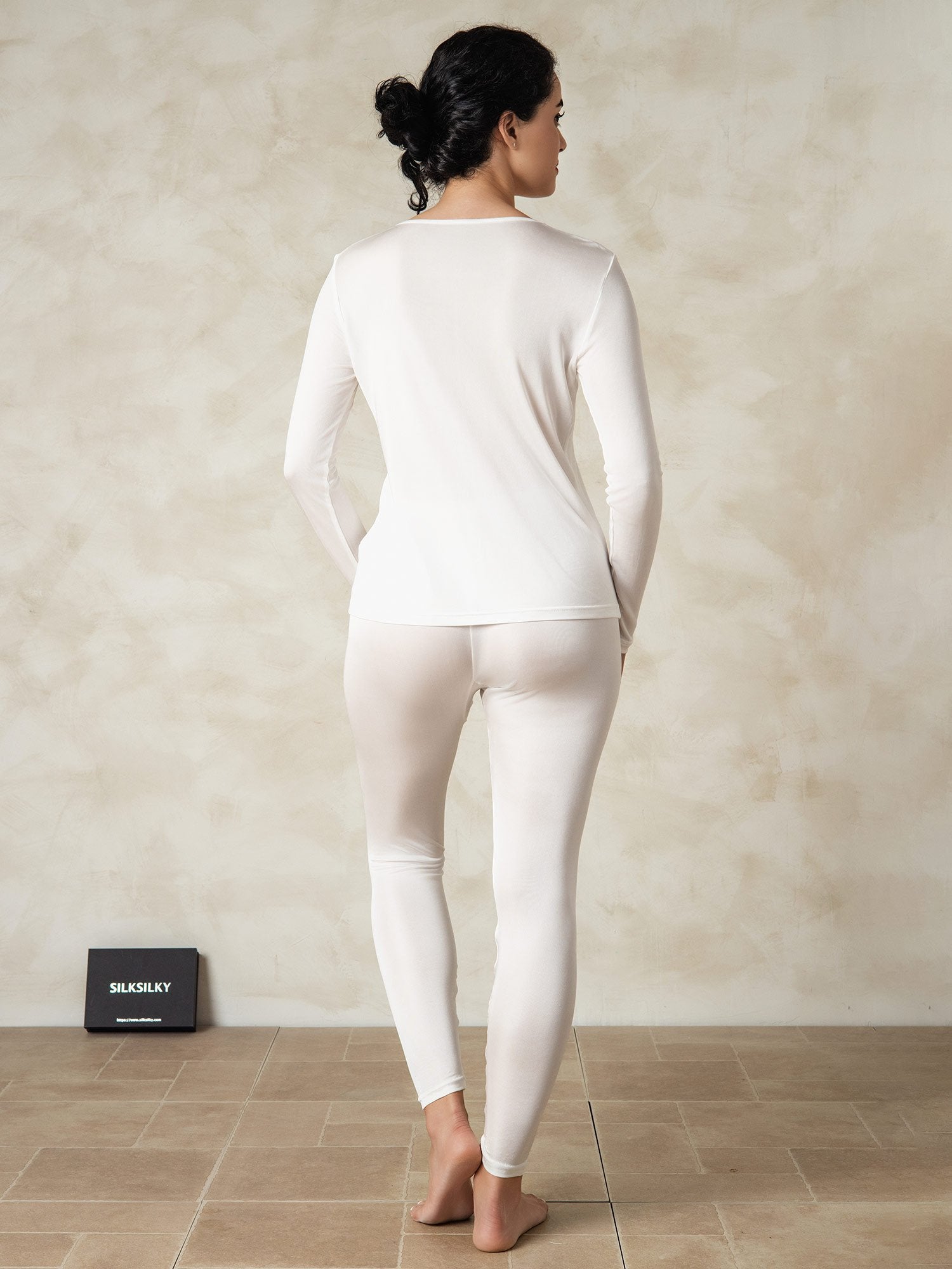 [Weiß] SilkSilky-DE Seidenstrick Womens Pajamas 002