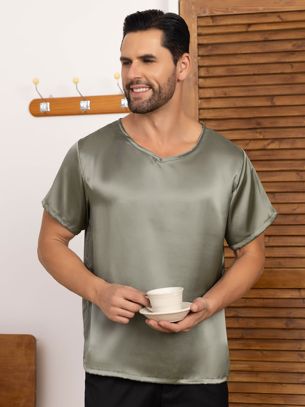 [Graugrün] SilkSilky-DE Reine Seide Kurzärmelig V Ausschnitt Herren T-Shirt 004